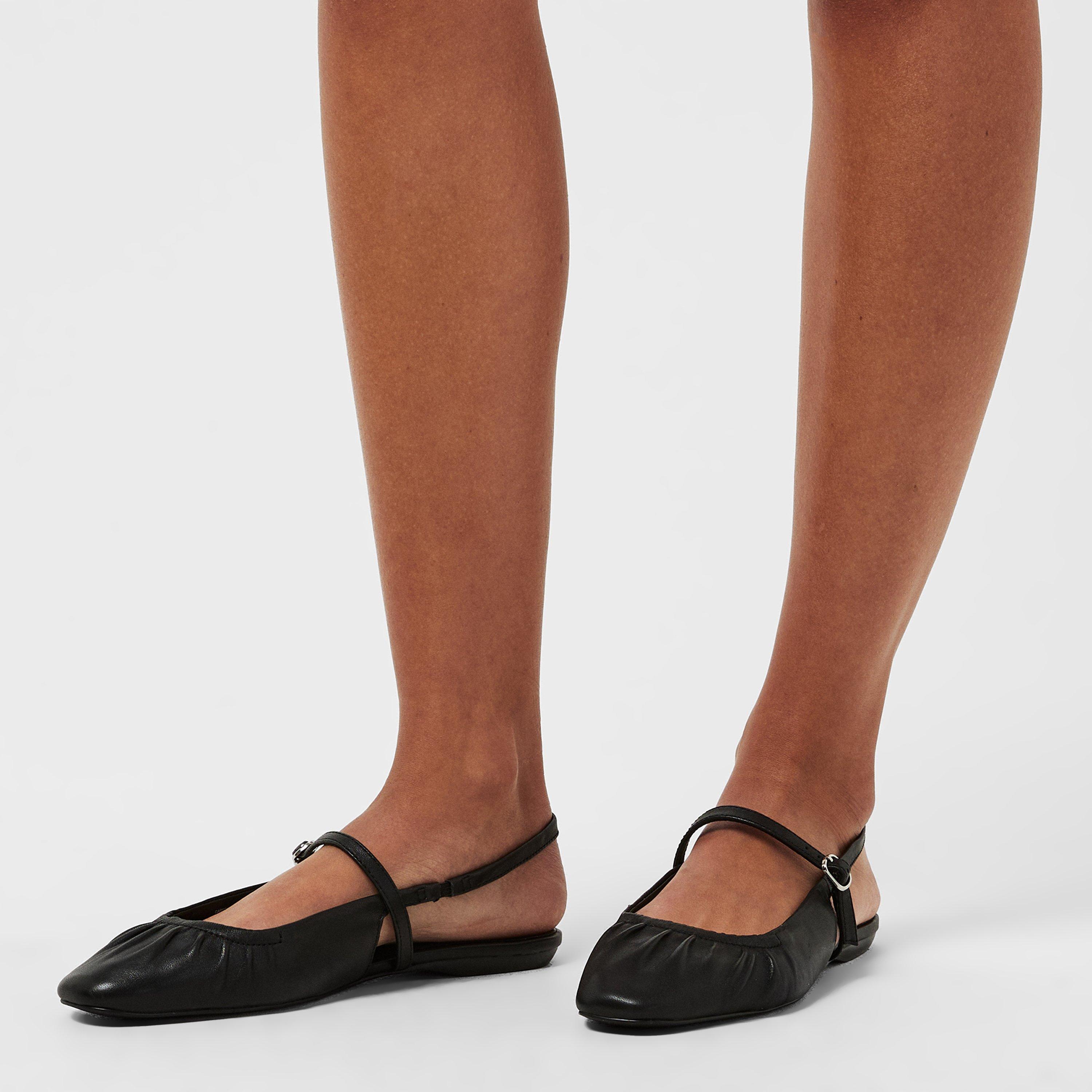 Black Leather - Steve Madden - Women's Garson Flat Sandals - 2