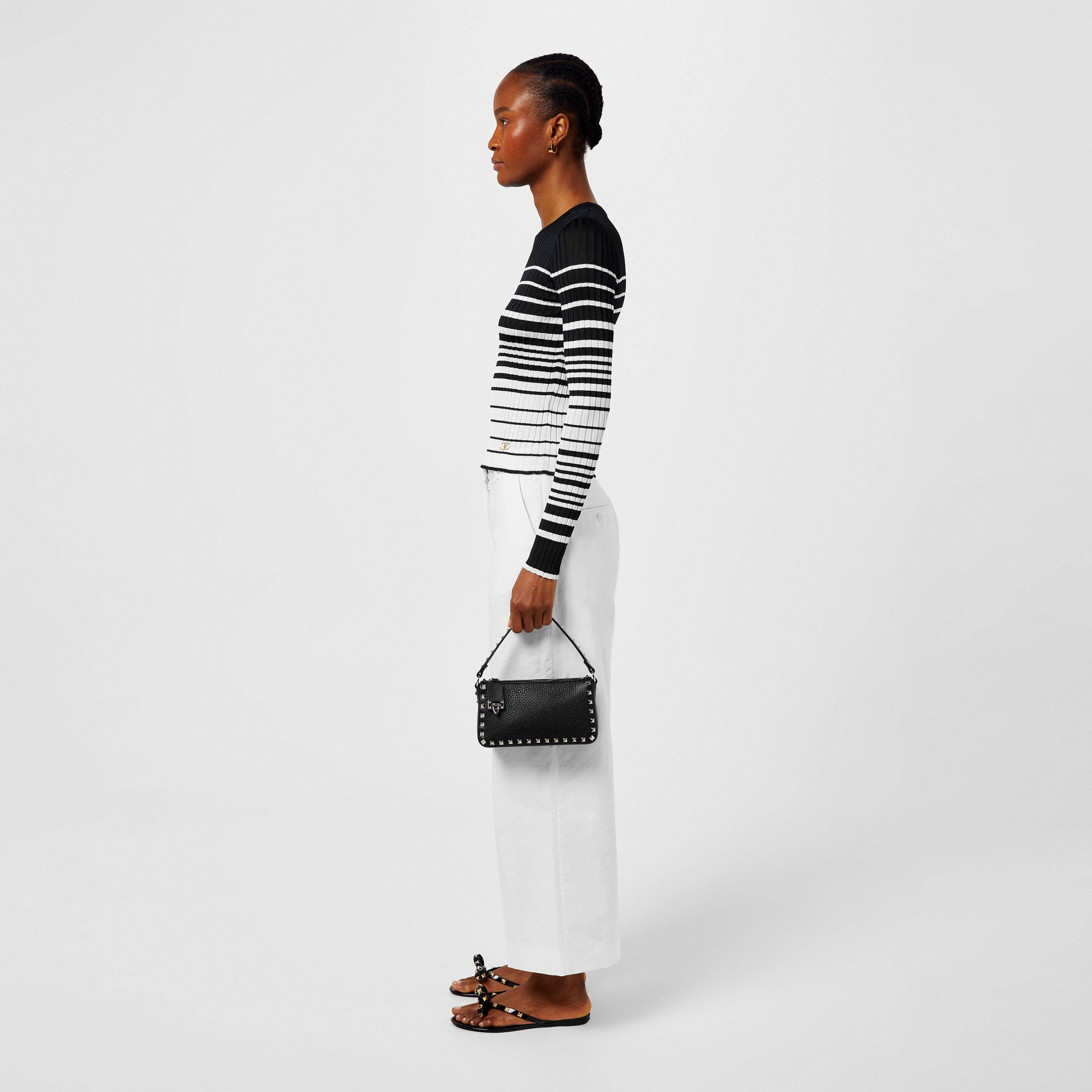 Black 0NO - Valentino Garavani - Rockstud Thong Sandals - 6