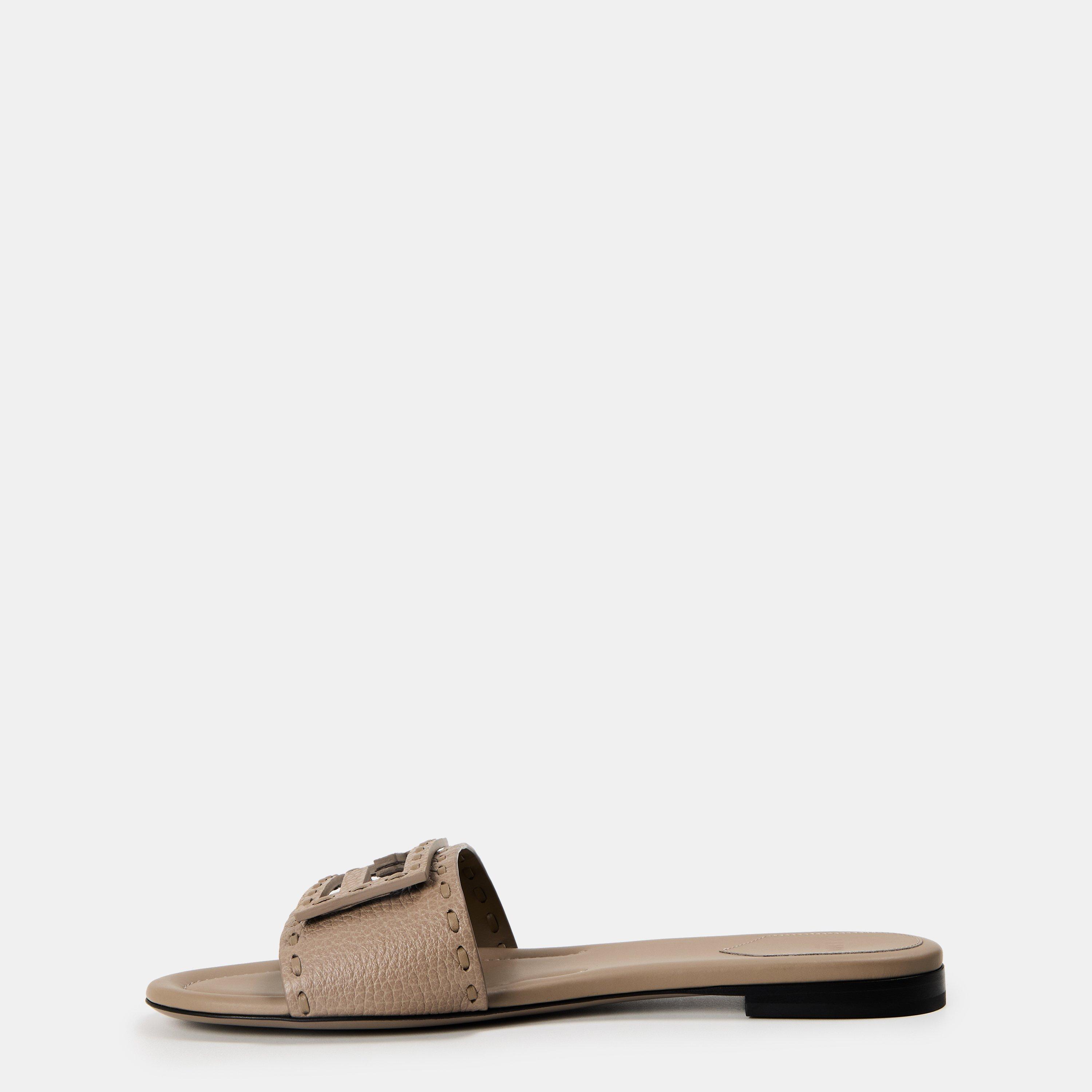 Tortor - Fendi - Women's Baguet Slide Flat Sandals - 2