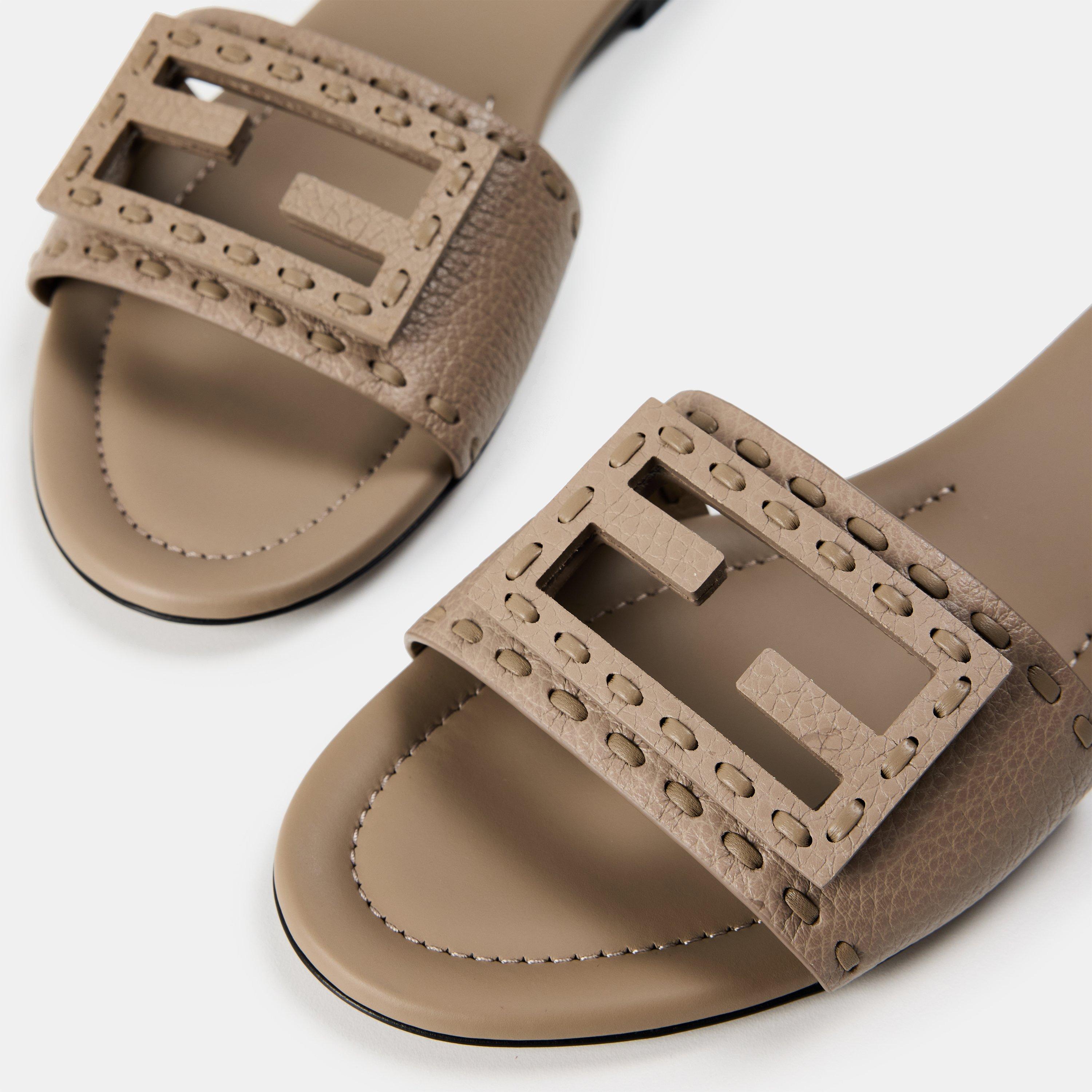 Tortor - Fendi - Women's Baguet Slide Flat Sandals - 4