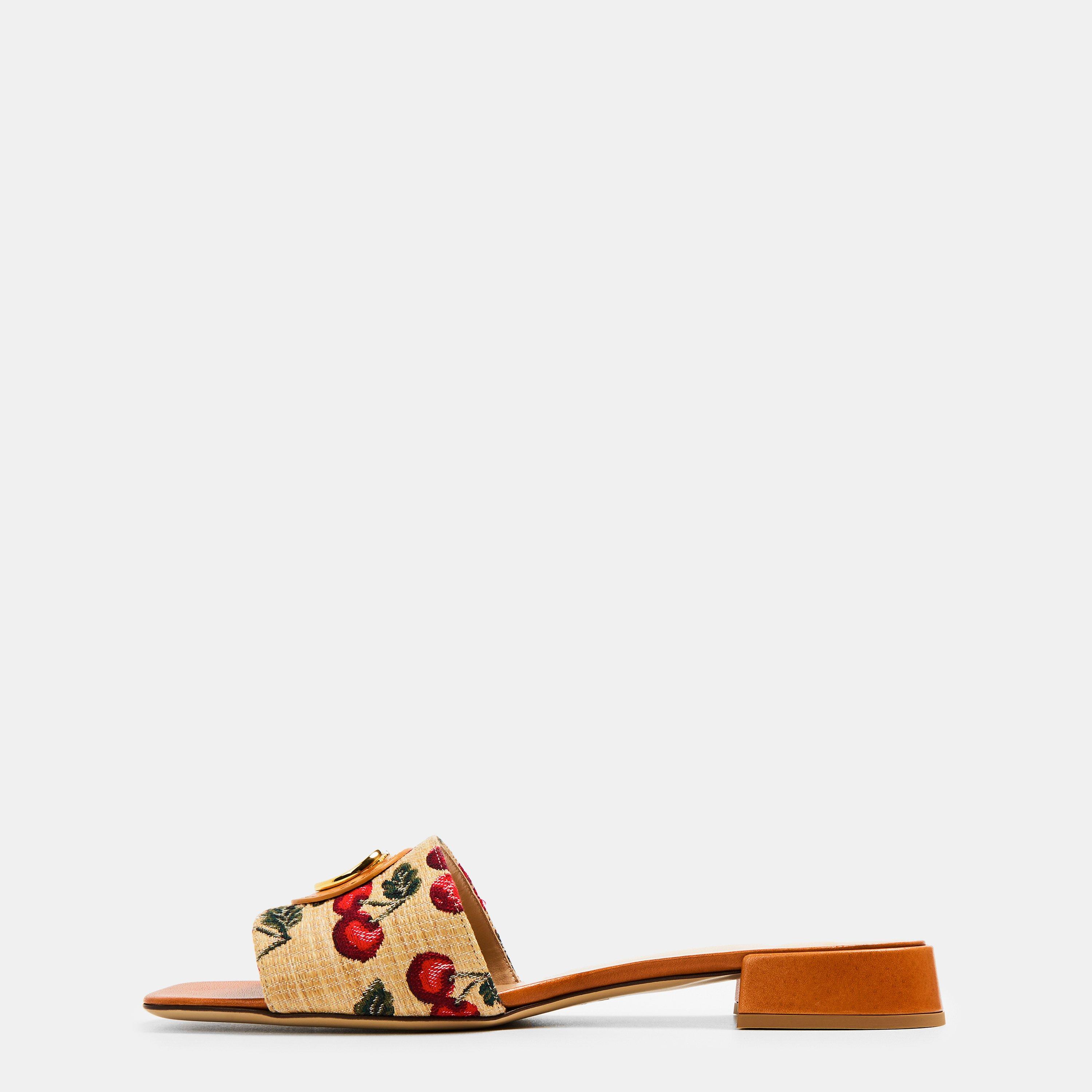 Naturale/Rosso - Valentino Garavani - Vlogo Raffia-Jacquard Cherry Slides. - 2