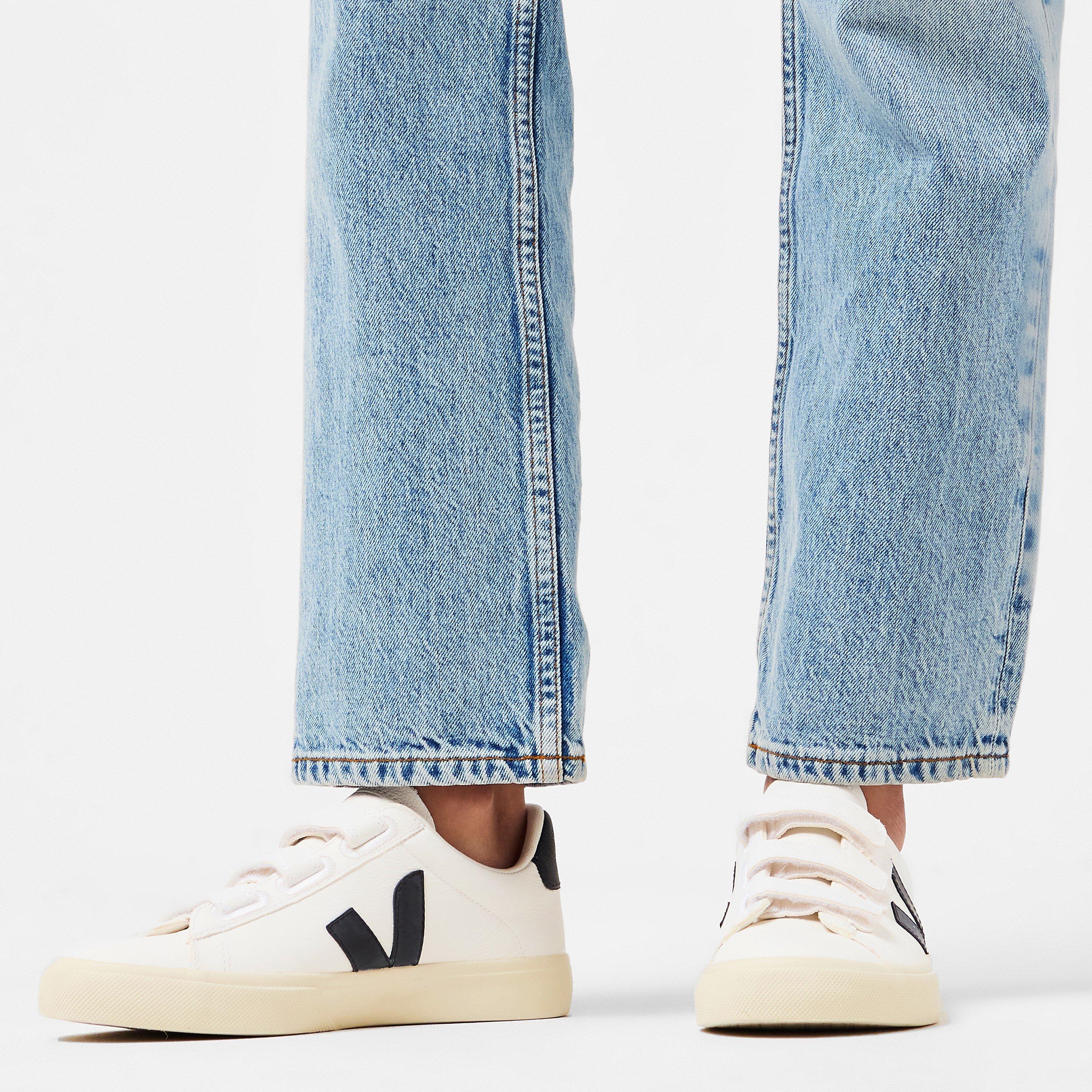 White/Black - Veja - Women's Recife Leather Velcro Court Trainers - 3