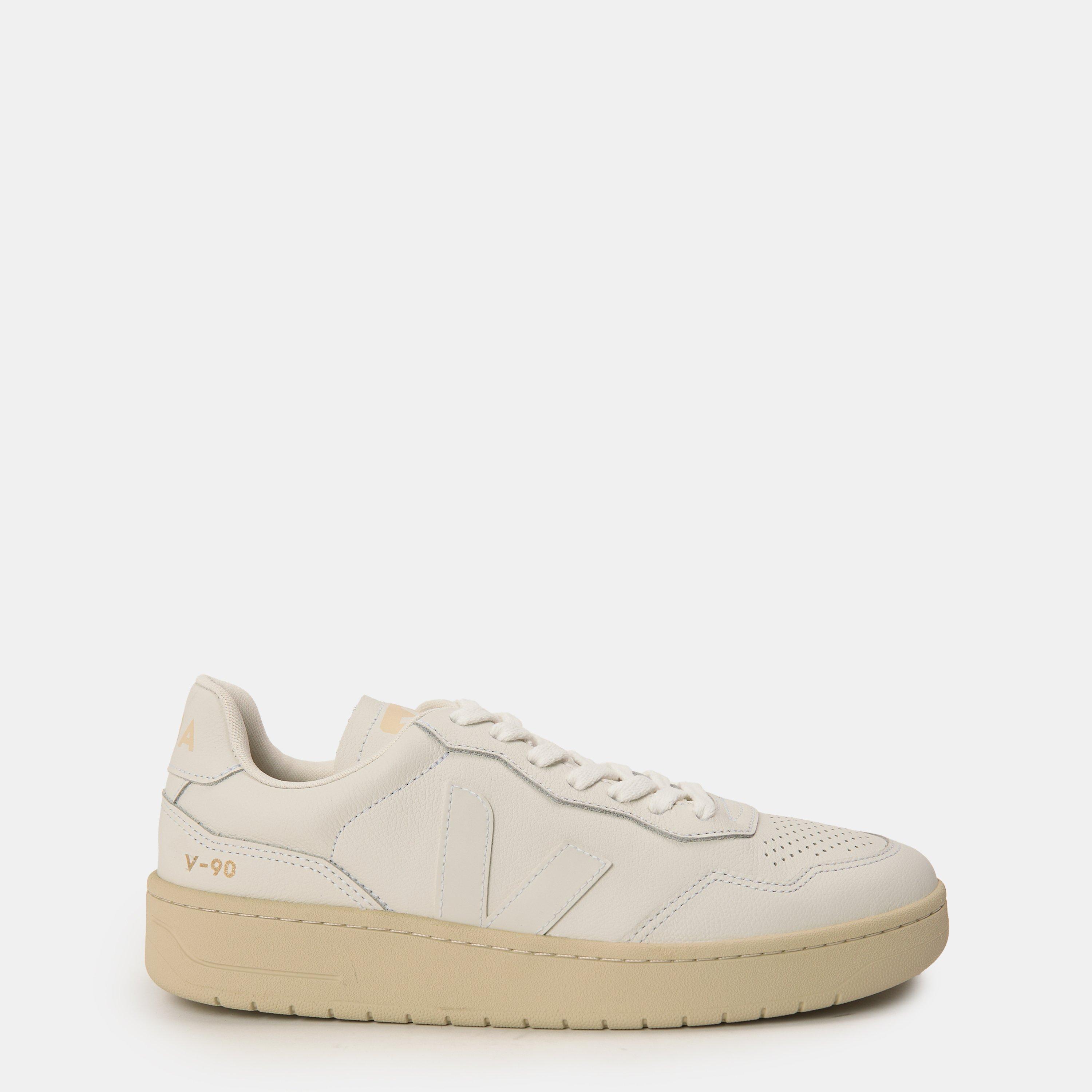 Veja Women's Bastle Leather Court Trainers - White - 6 (39)