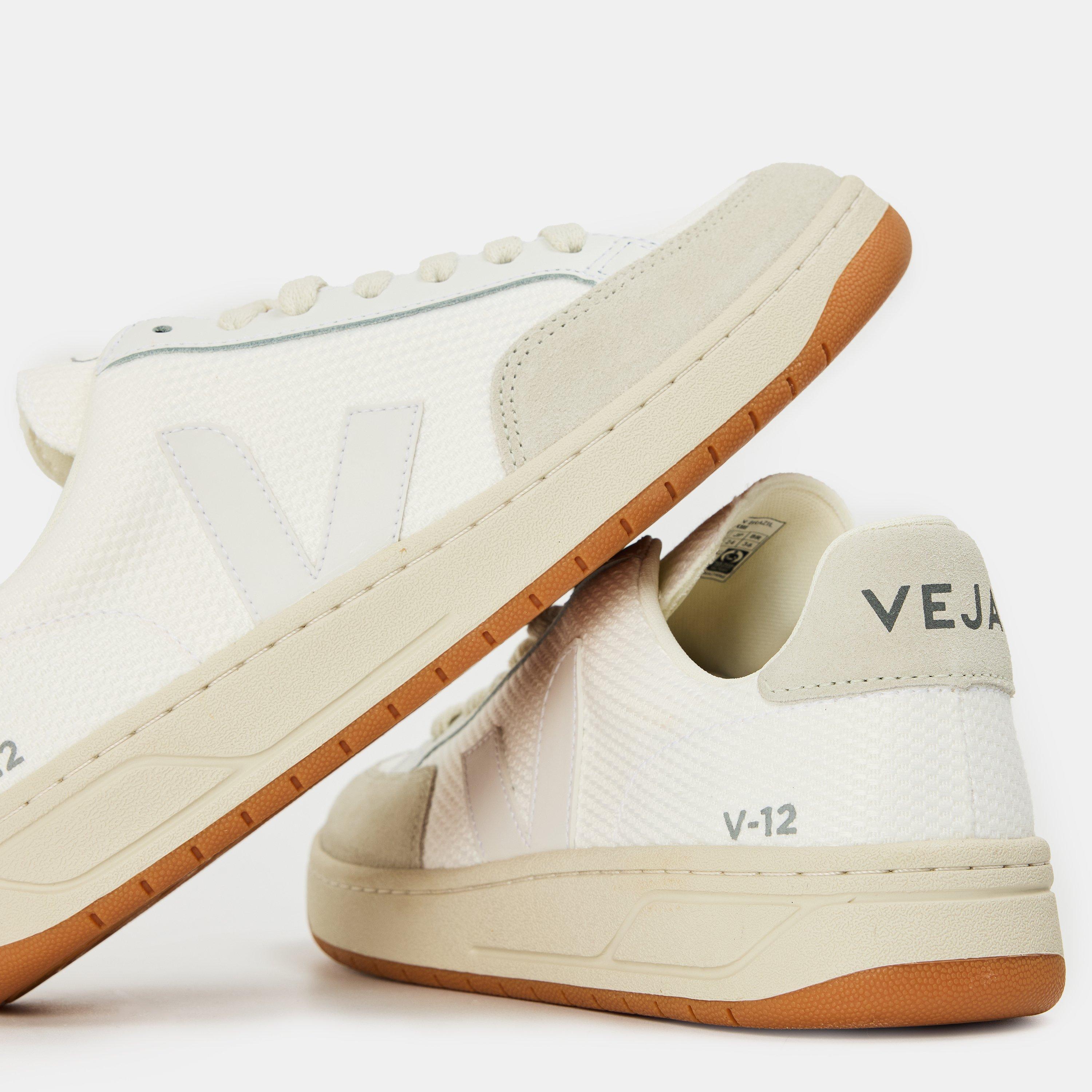 White - Veja - Women's Court Trainers - 3