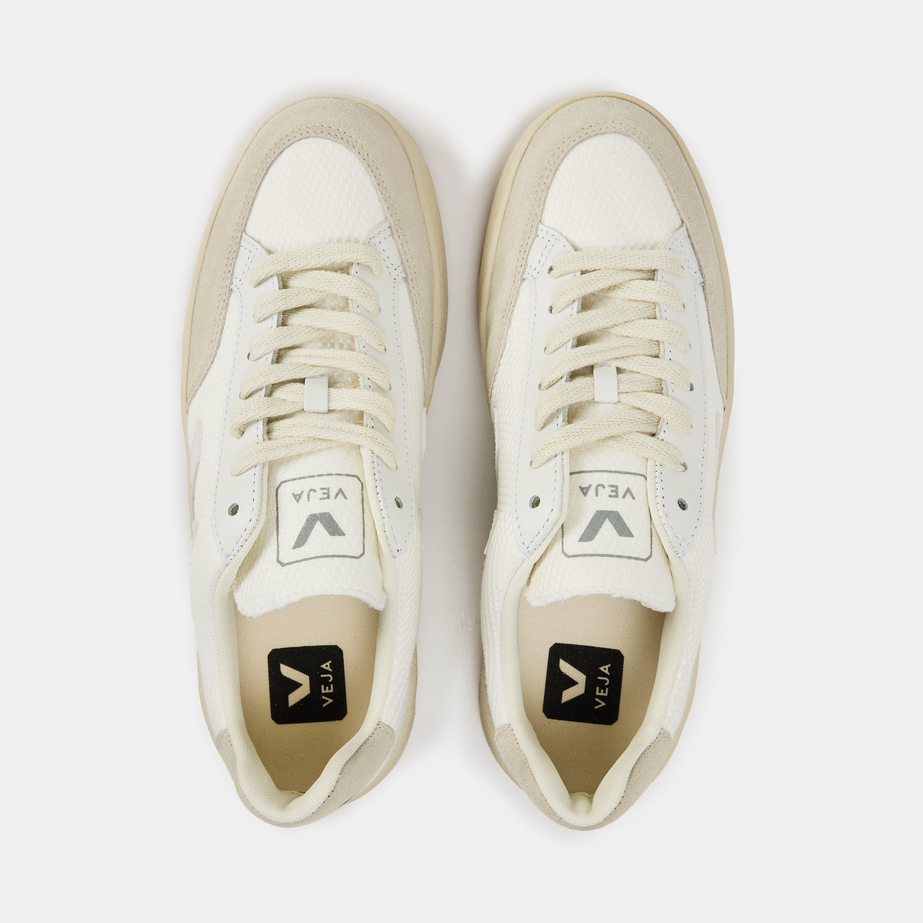 White - Veja - Women's Court Trainers - 4