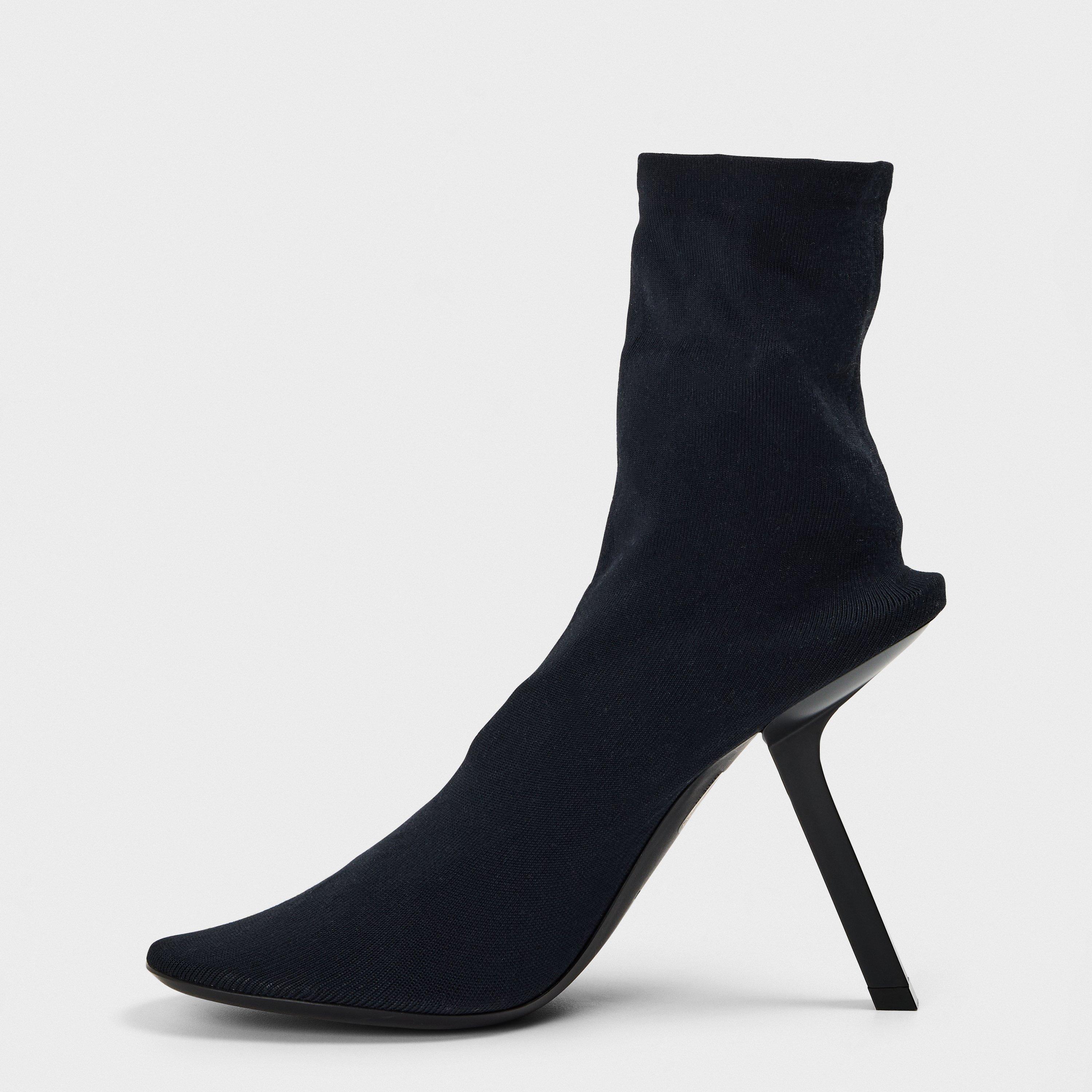 Black - Balenciaga - Women's Heeled Ankle Boots - 2