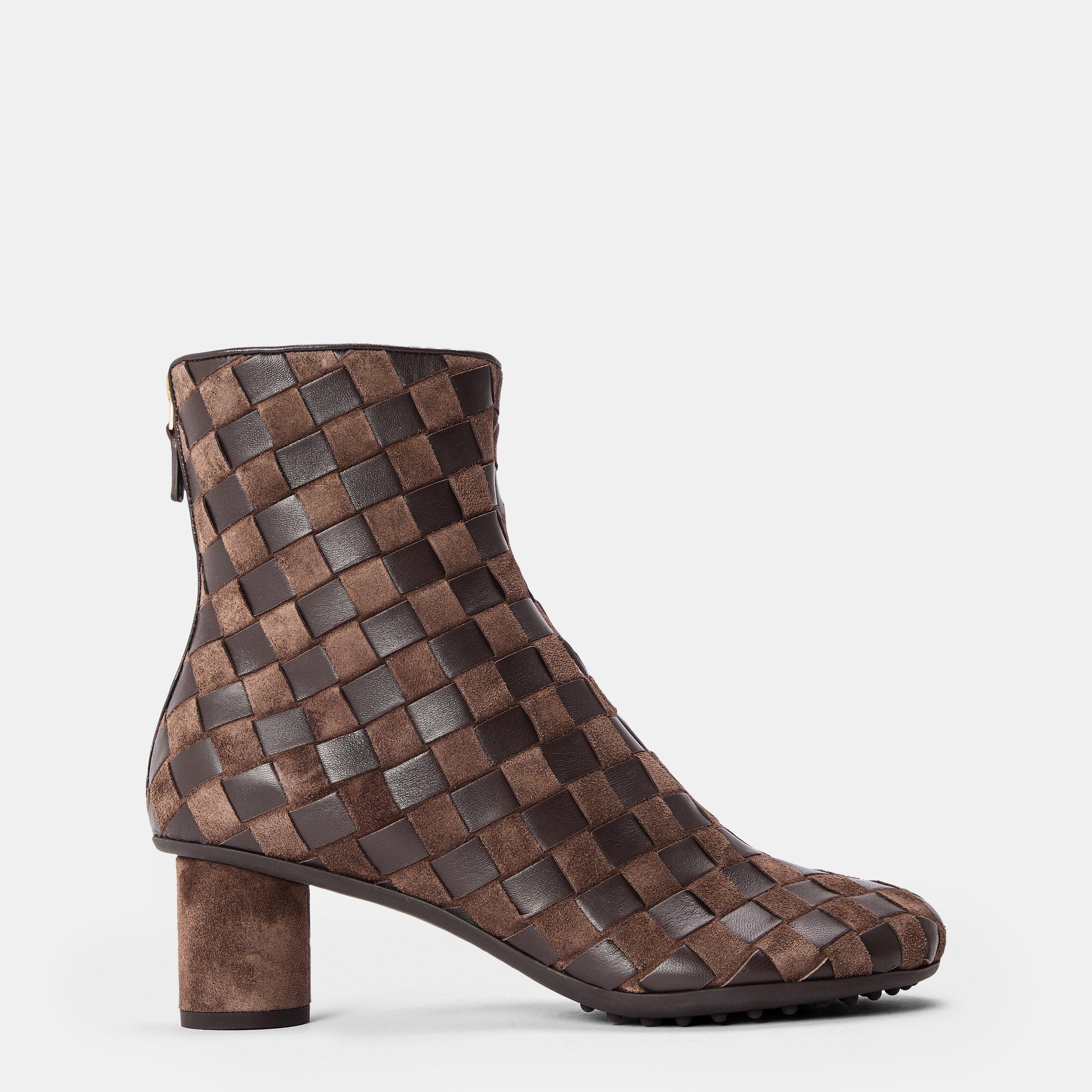 Bottega Veneta Women's BV Atomic Suede Ankle Boots - Fondant - Size 4 (37)