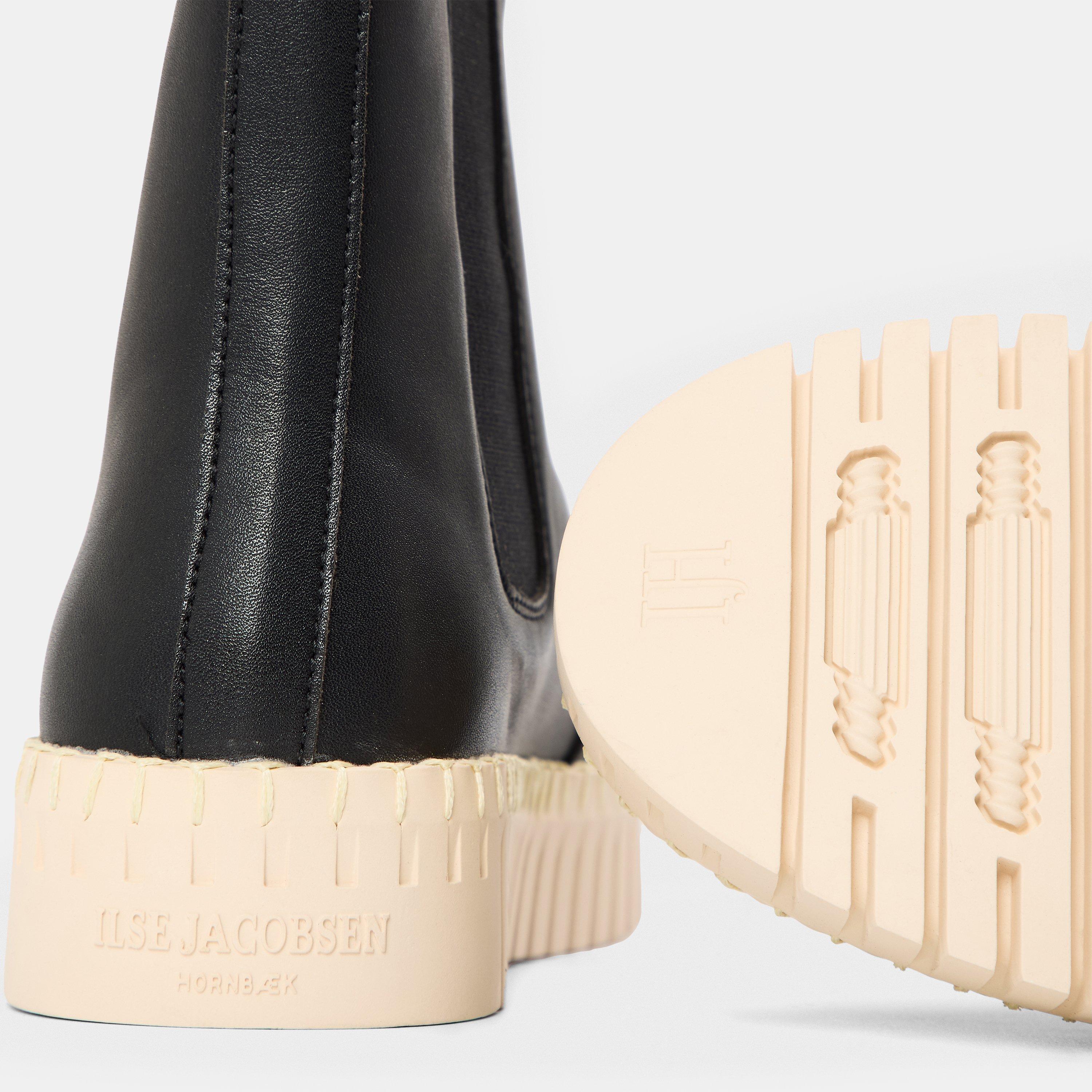 Black - Ilse Jacobsen - Women's Chelsea Boots - 3