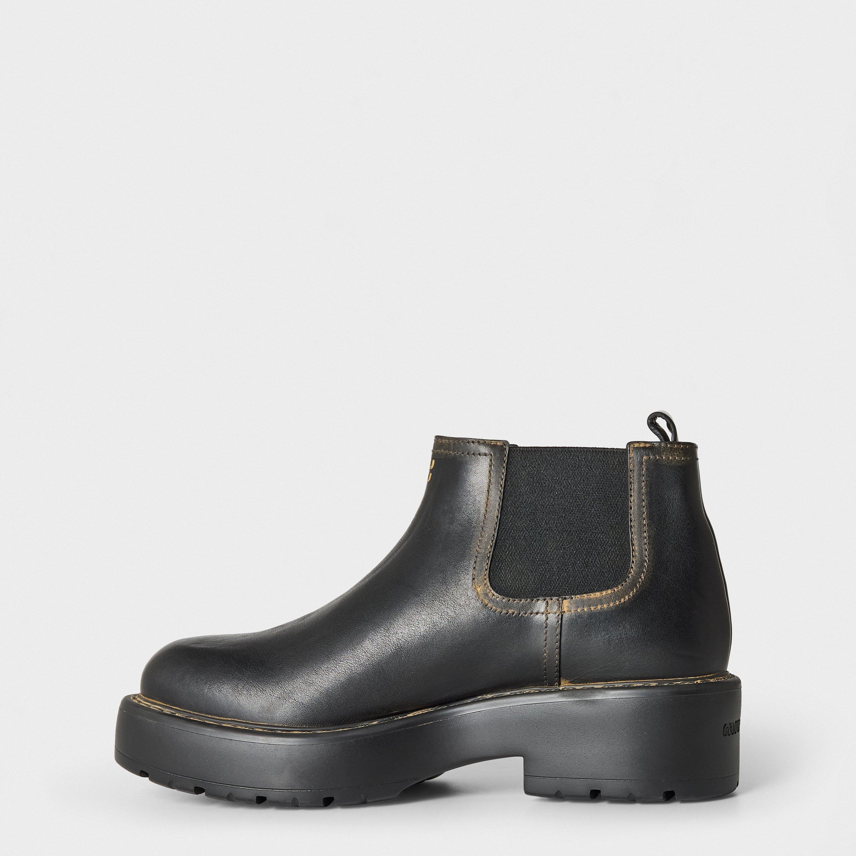 Nero - Miu Miu - Women's Streamlined Low Heel Flat Ankle Boots - 2