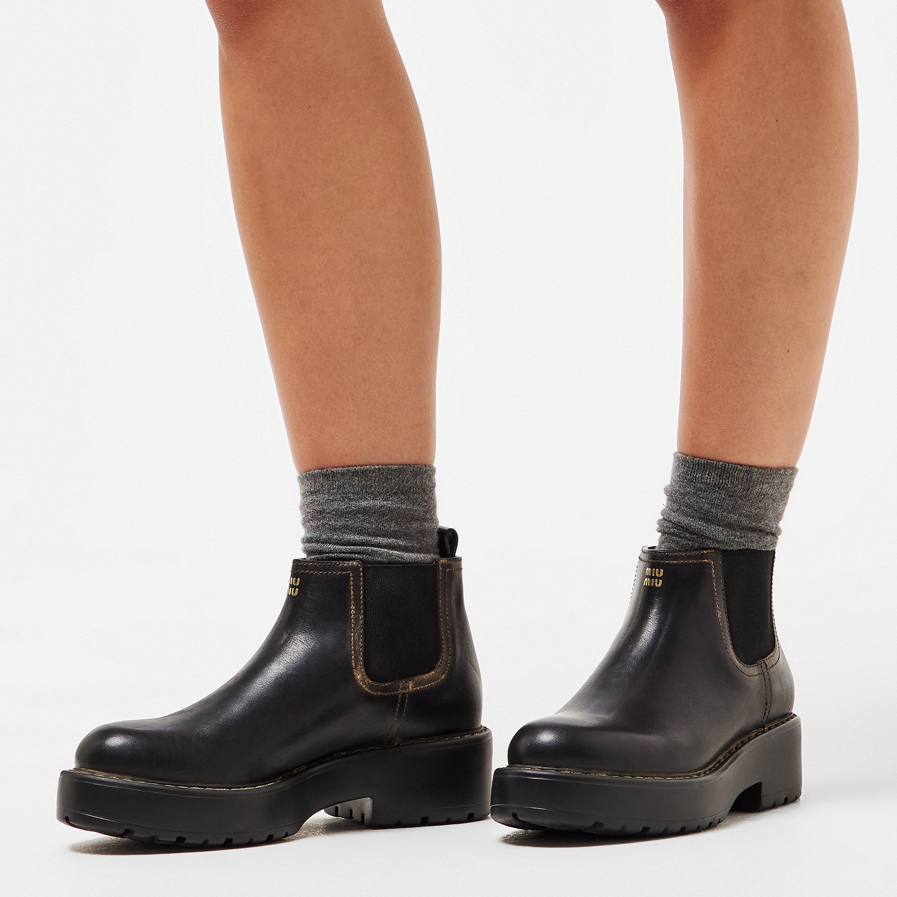 Nero - Miu Miu - Women's Streamlined Low Heel Flat Ankle Boots - 3