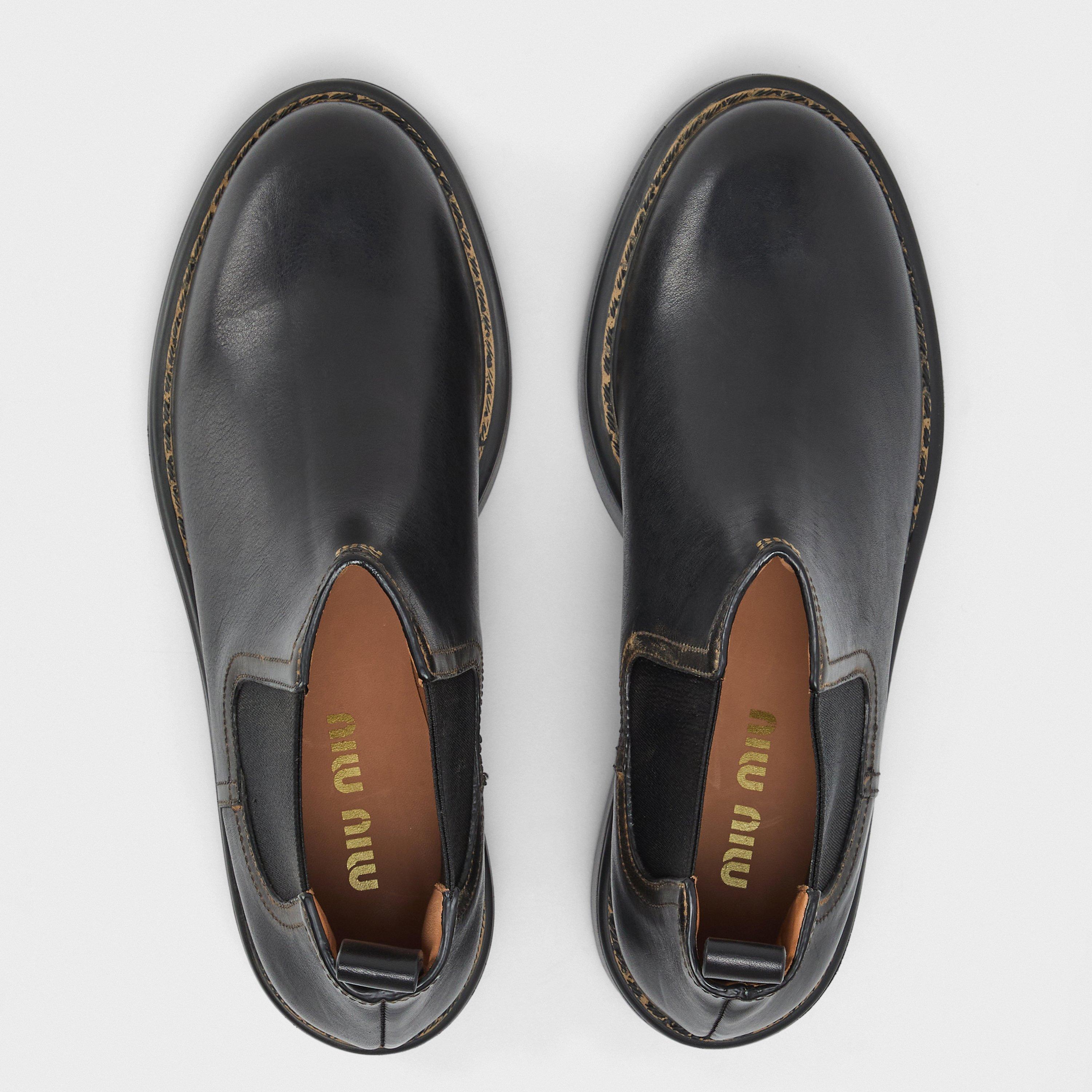 Nero - Miu Miu - Women's Streamlined Low Heel Flat Ankle Boots - 5