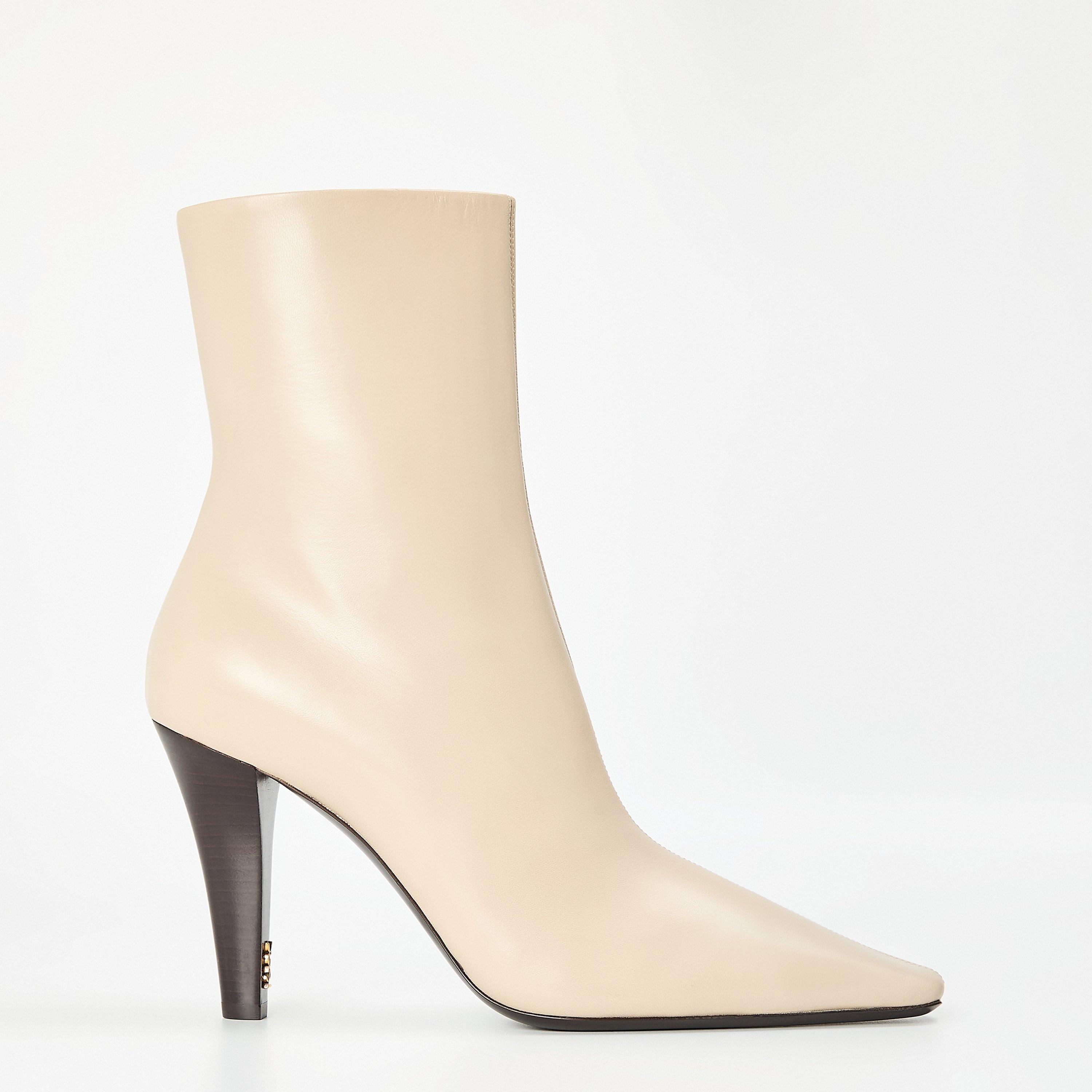 Saint Laurent Jill Booties in Smooth Leather - Stonish Beige - Size 5 (38)