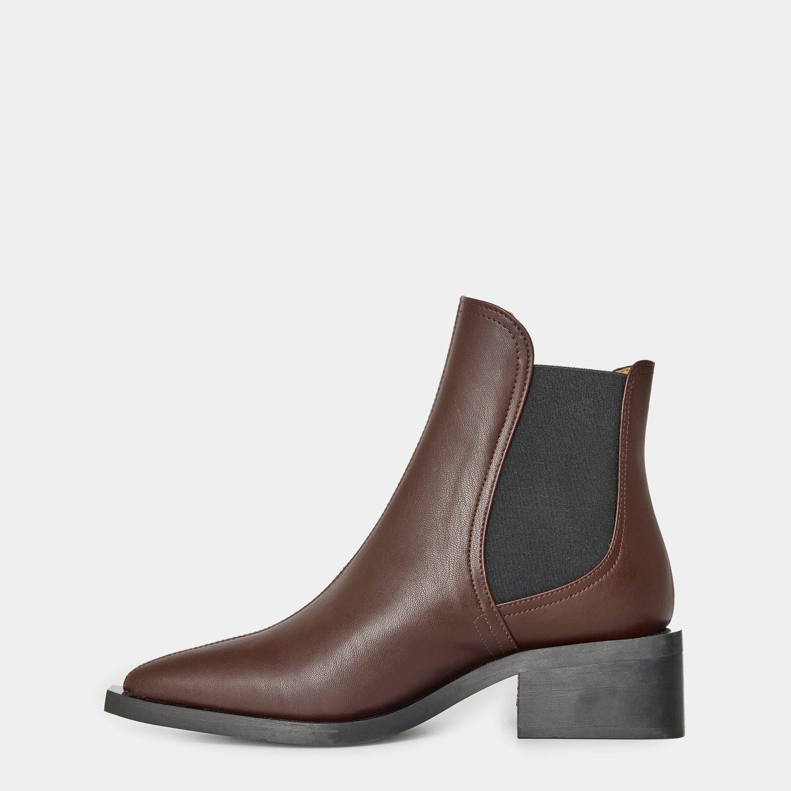 Chocolate Fndnt - Ganni - Women's Chelsea Boots - 2