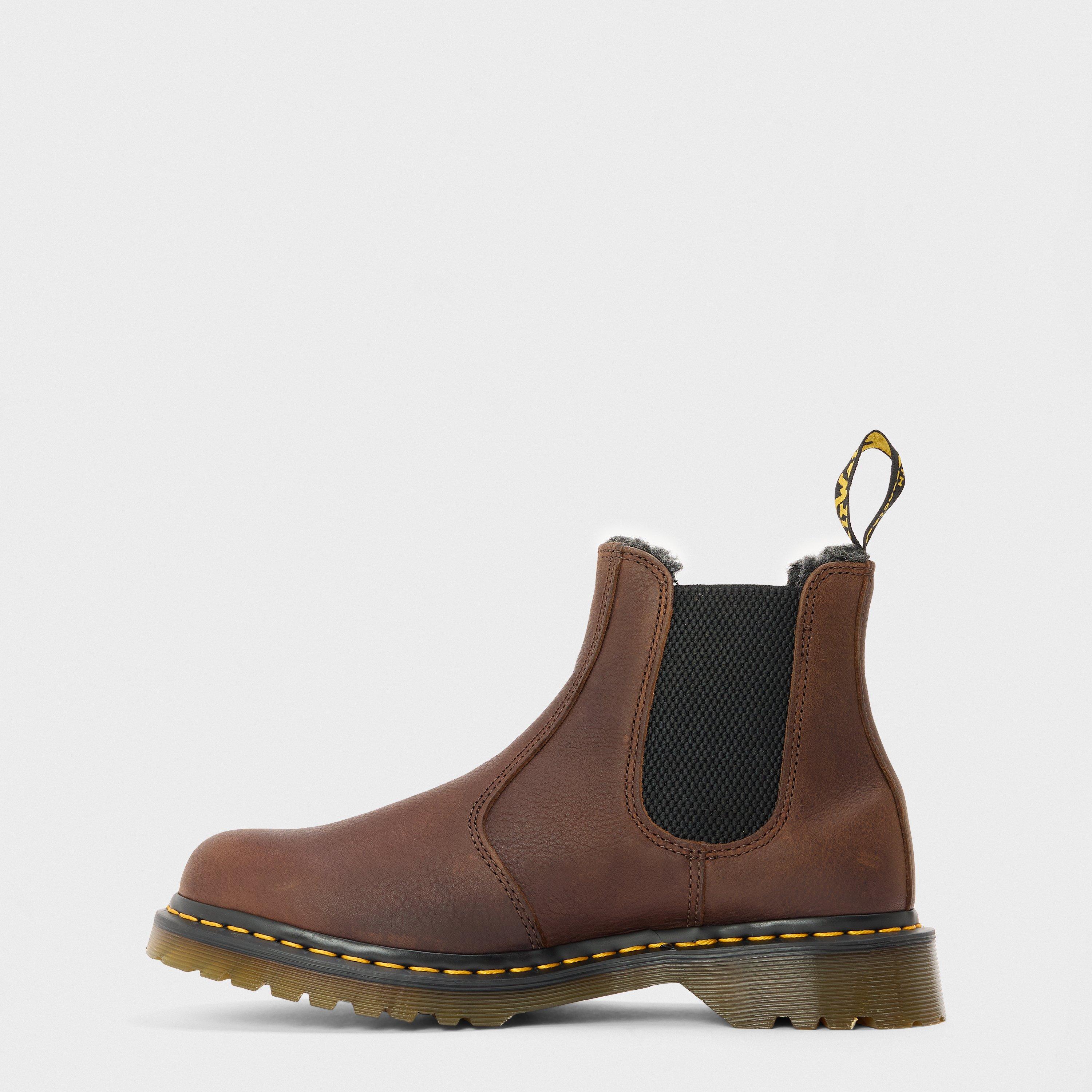 Dark Brown - Dr Martens - Women's Grizzly Chelsea Boots - 2