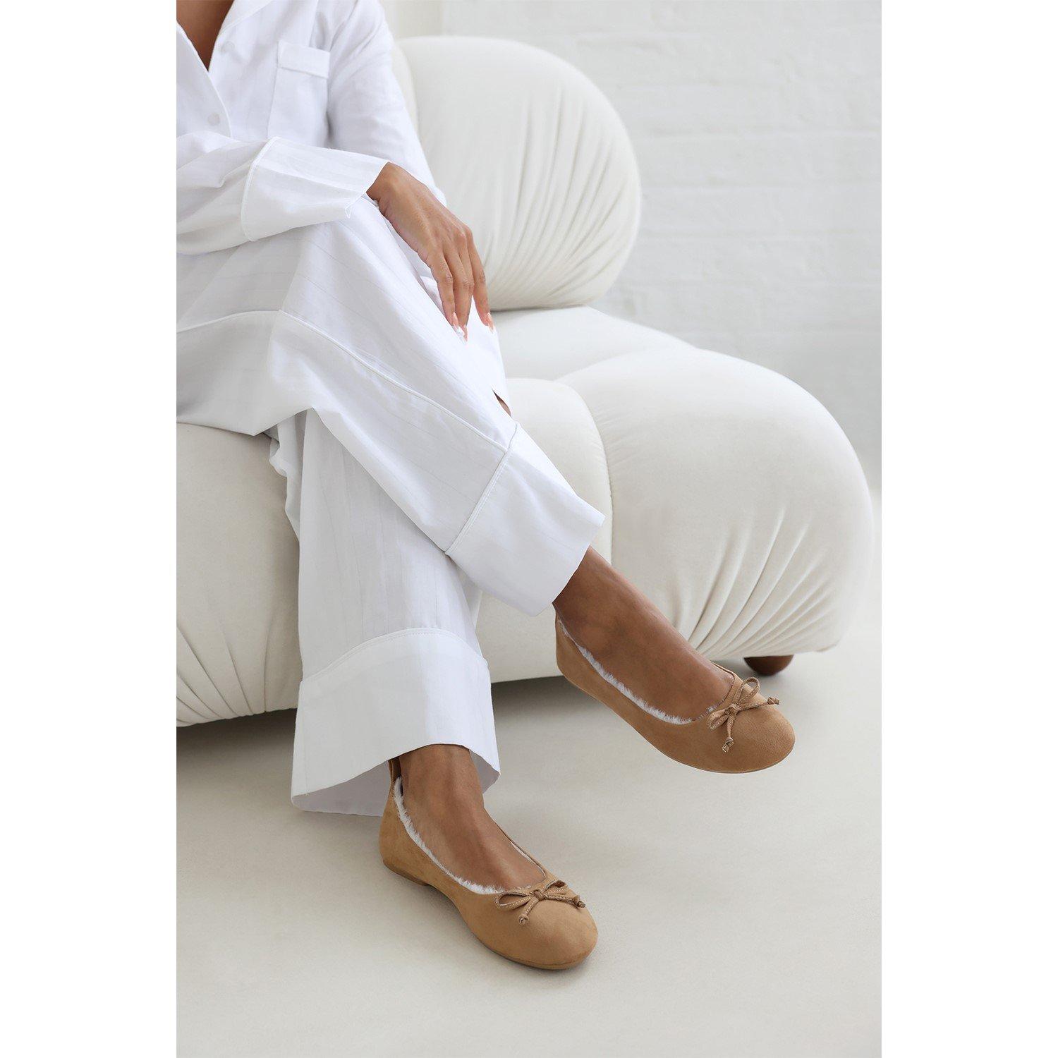 Wheres That From Women's Ballet Pump - Camelsuede - 7 (40)