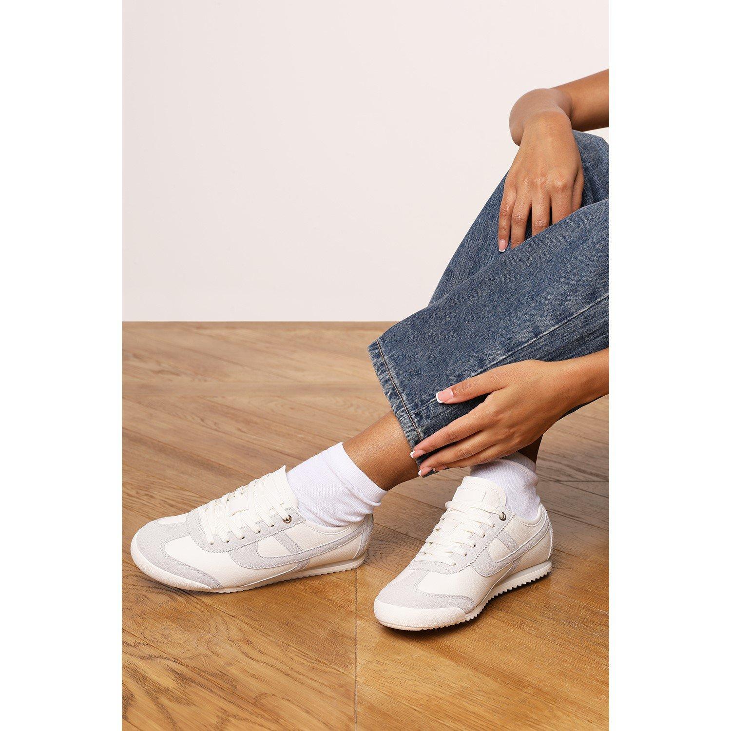 Court Lace up Trainer with Stripe detail