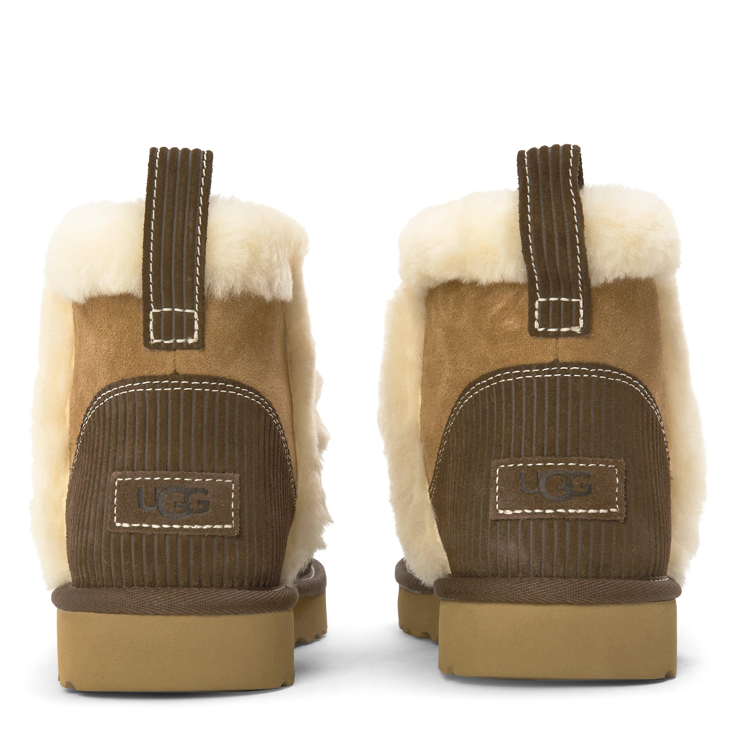 Chestnut - Ugg - Women's Classic Mini Heritage Suede Snug Boots - 3