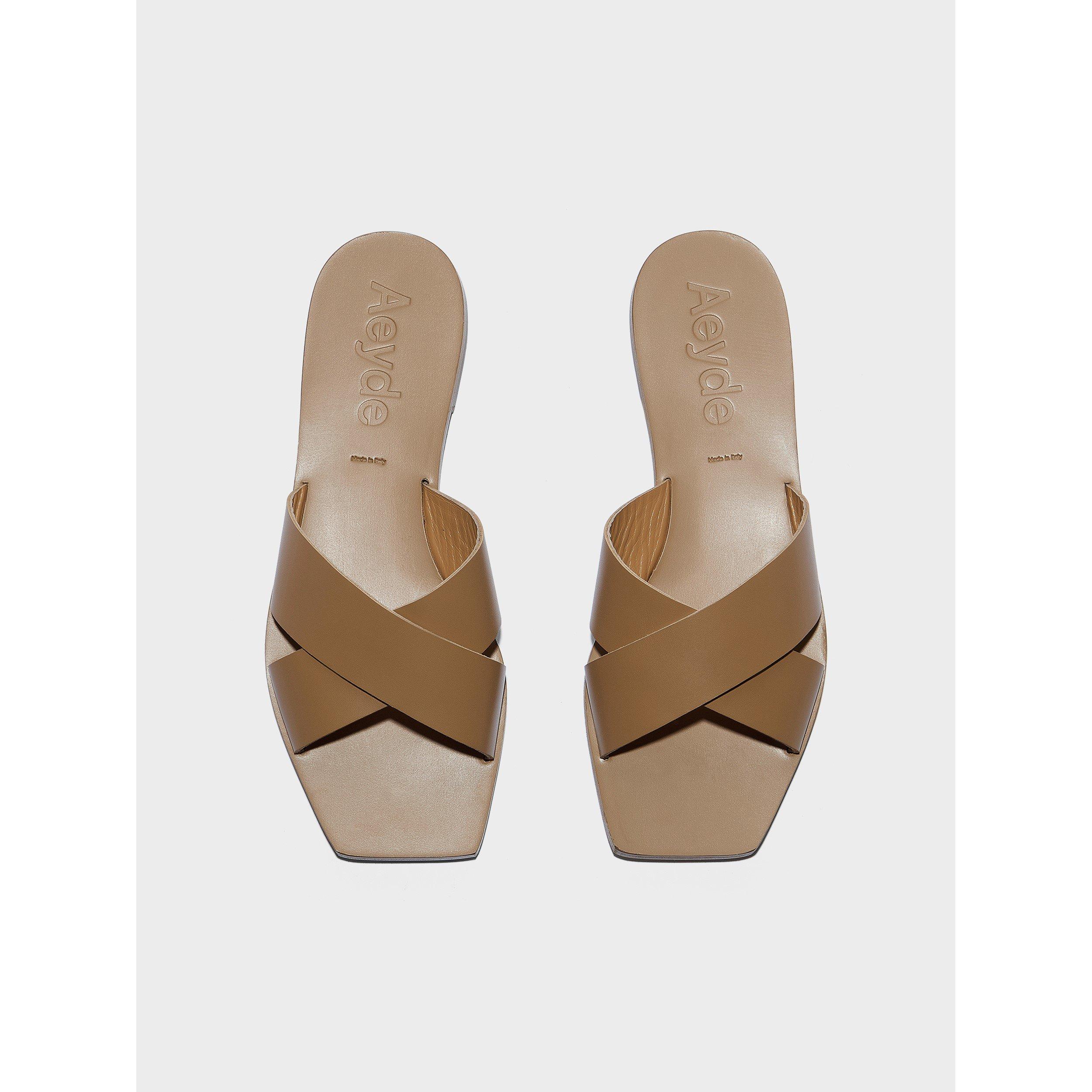 Hazelnut - Aeyde - Women's Faye Flat Sandals - 3