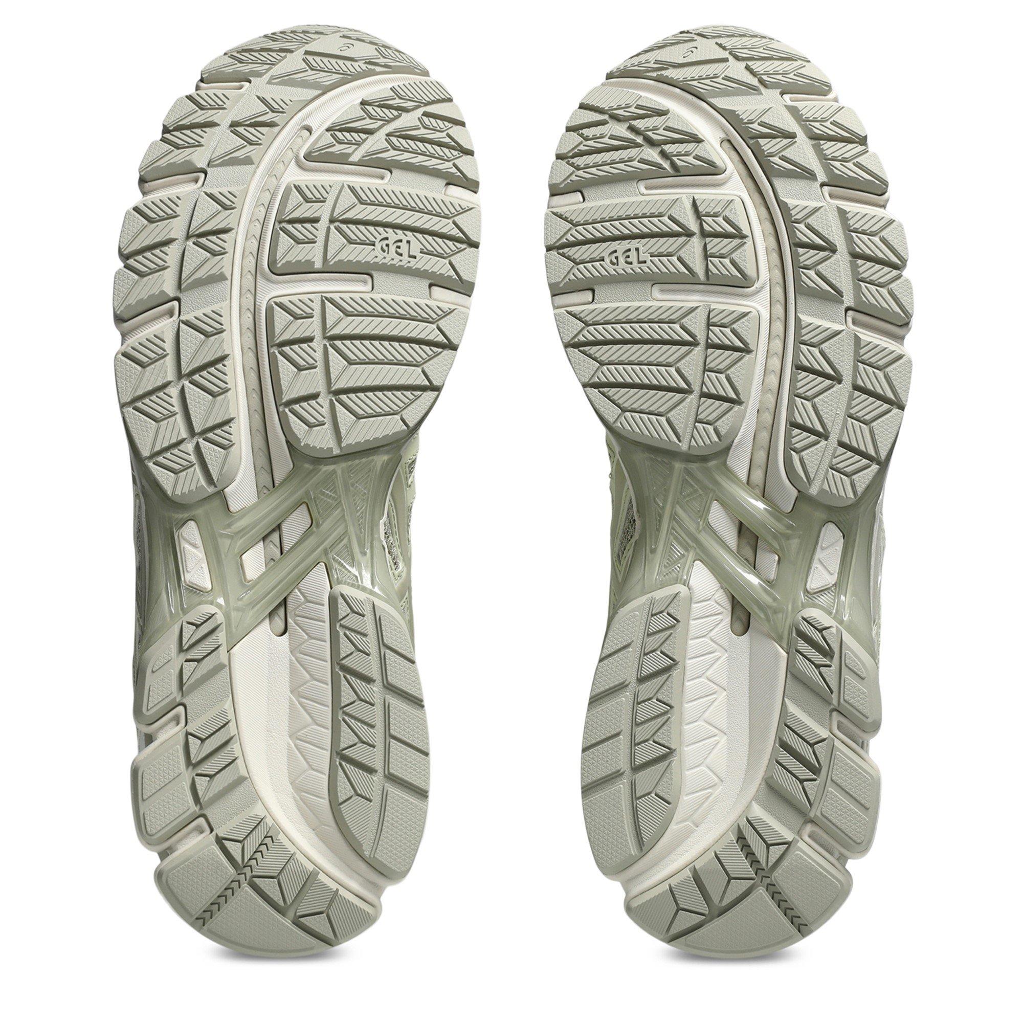 Fossil/Cream - Asics - Womens Gel-Kayano 20 Sneakers - 3