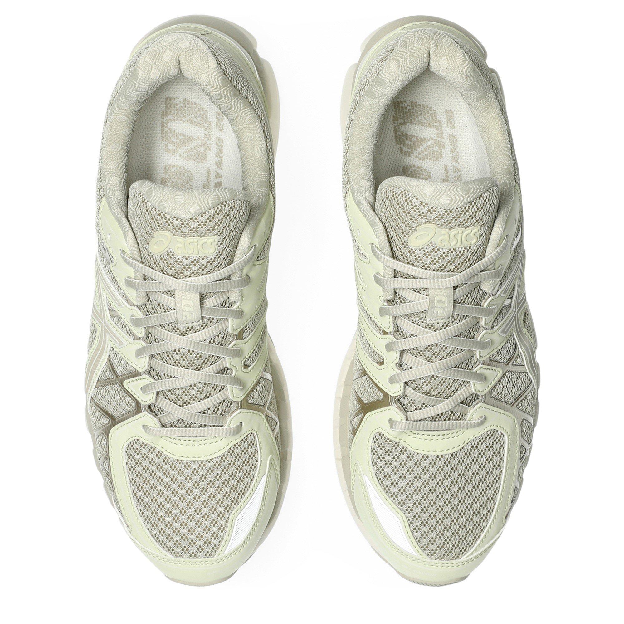 Fossil/Cream - Asics - Womens Gel-Kayano 20 Sneakers - 6