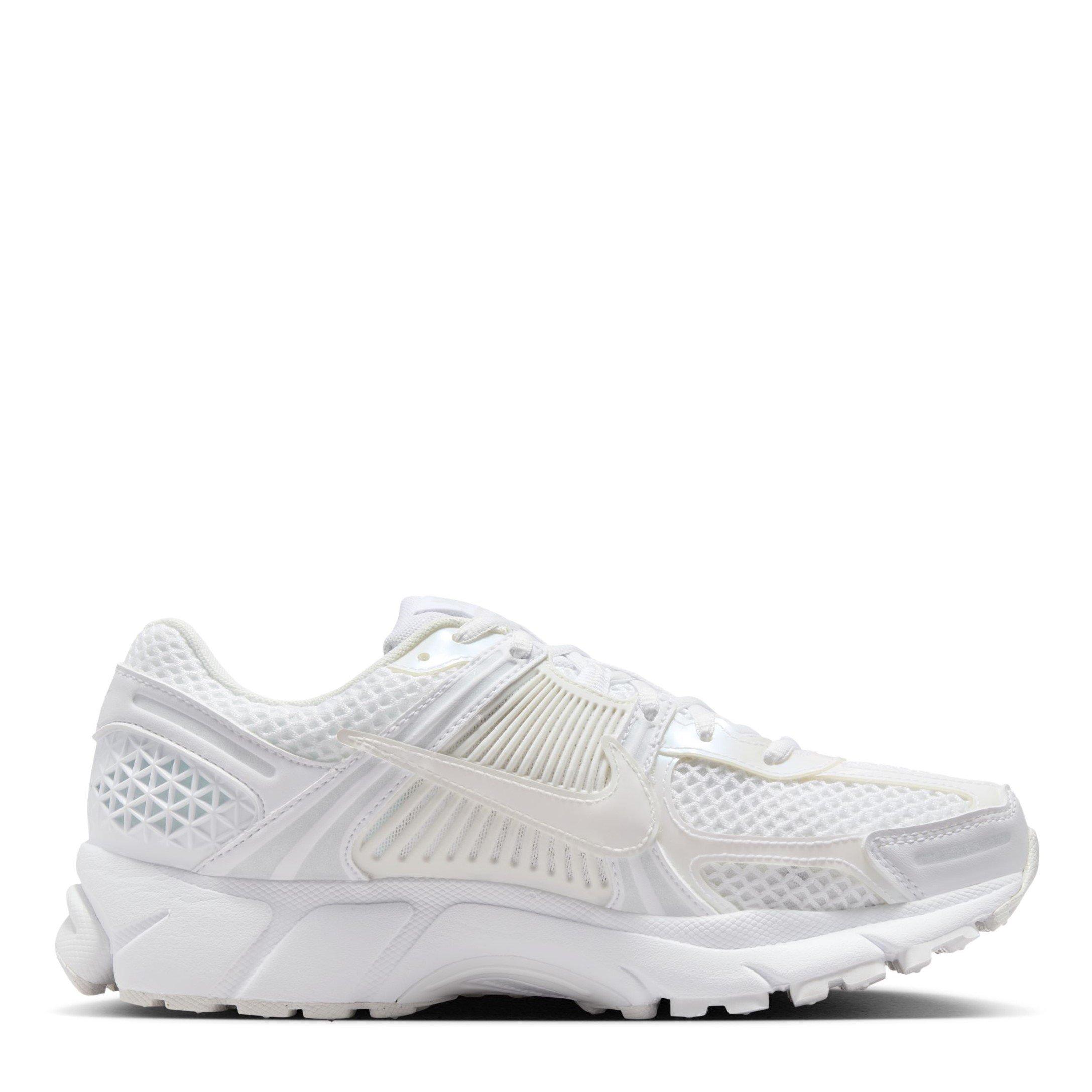 White/Platinum - Nike - Vomero 5 SE Shoes - 1