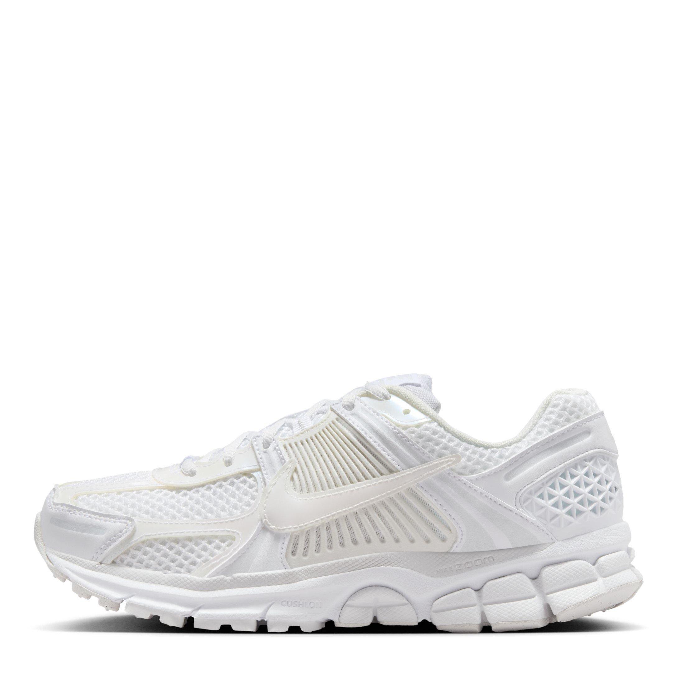 White/Platinum - Nike - Vomero 5 SE Shoes - 2