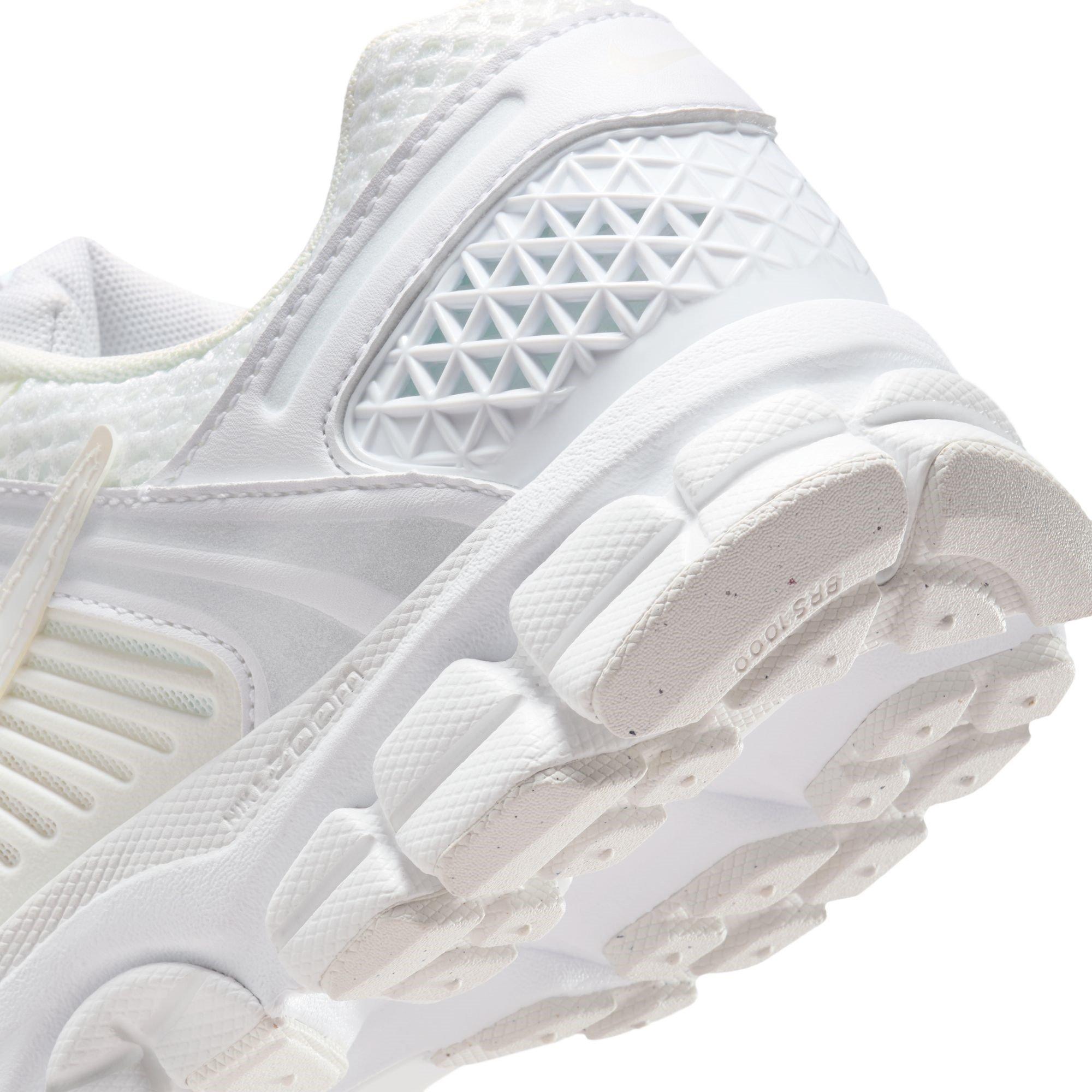 White/Platinum - Nike - Vomero 5 SE Shoes - 8