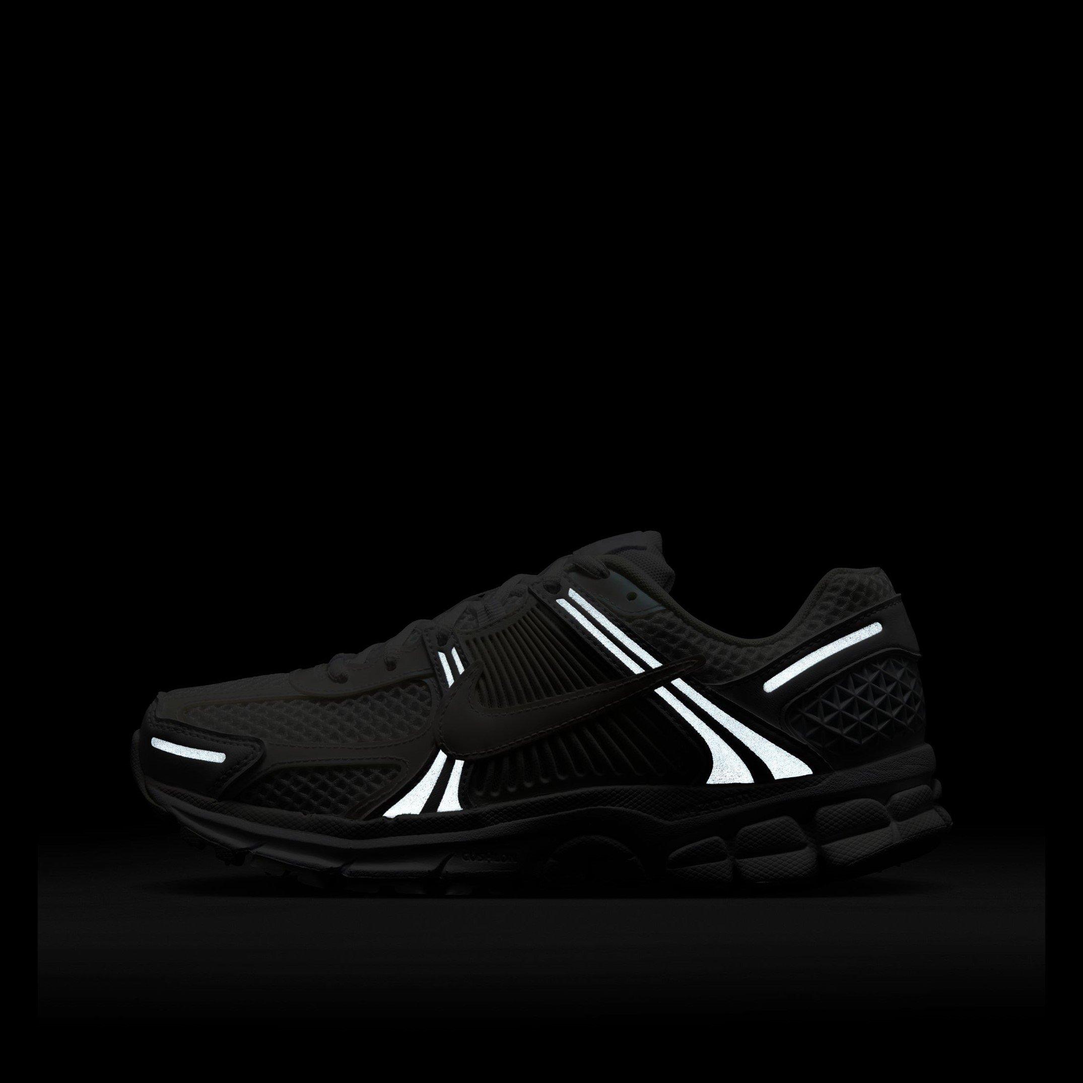 White/Platinum - Nike - Vomero 5 SE Shoes - 10