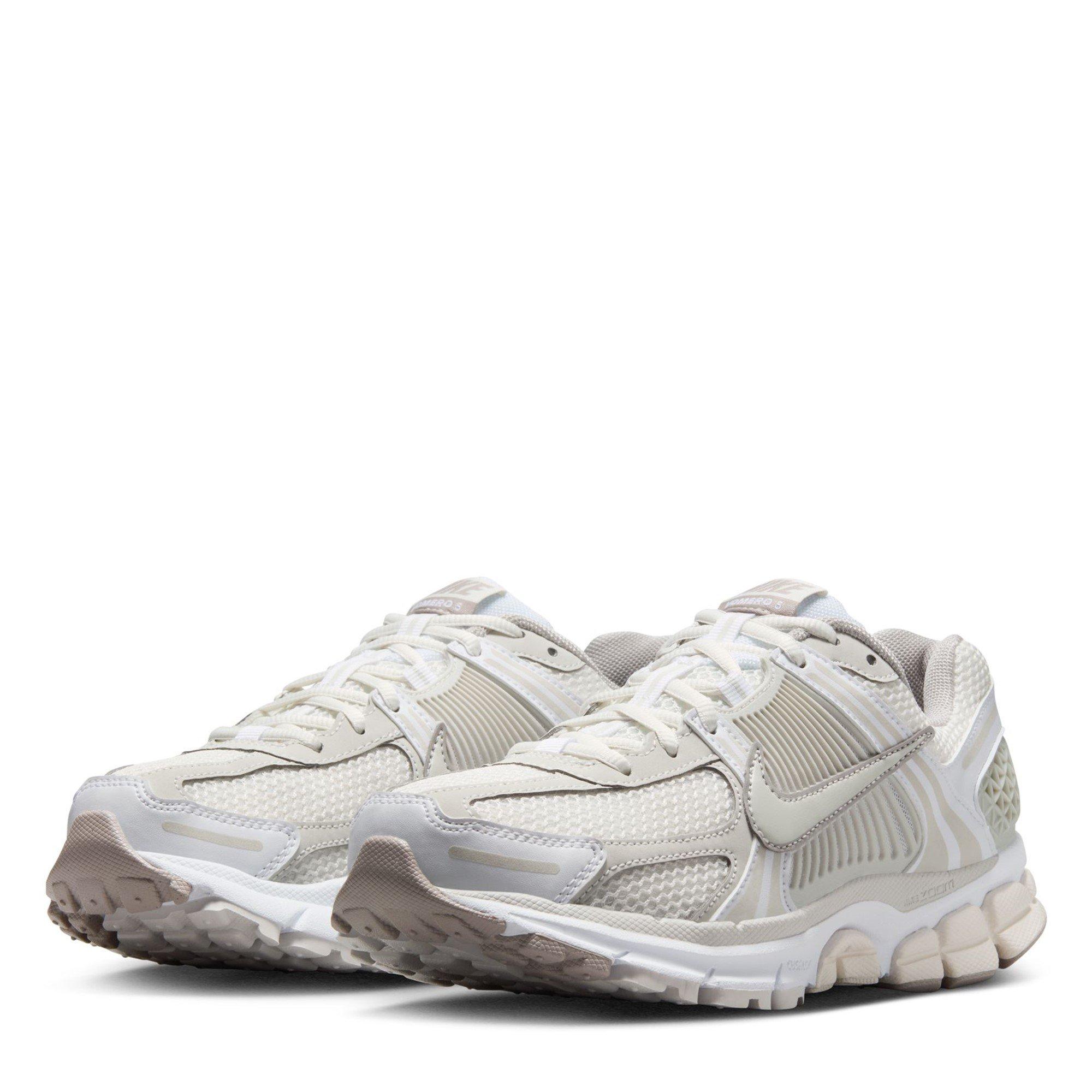 Wht/Light Bone - Nike - Vomero 5 SE Shoes - 4
