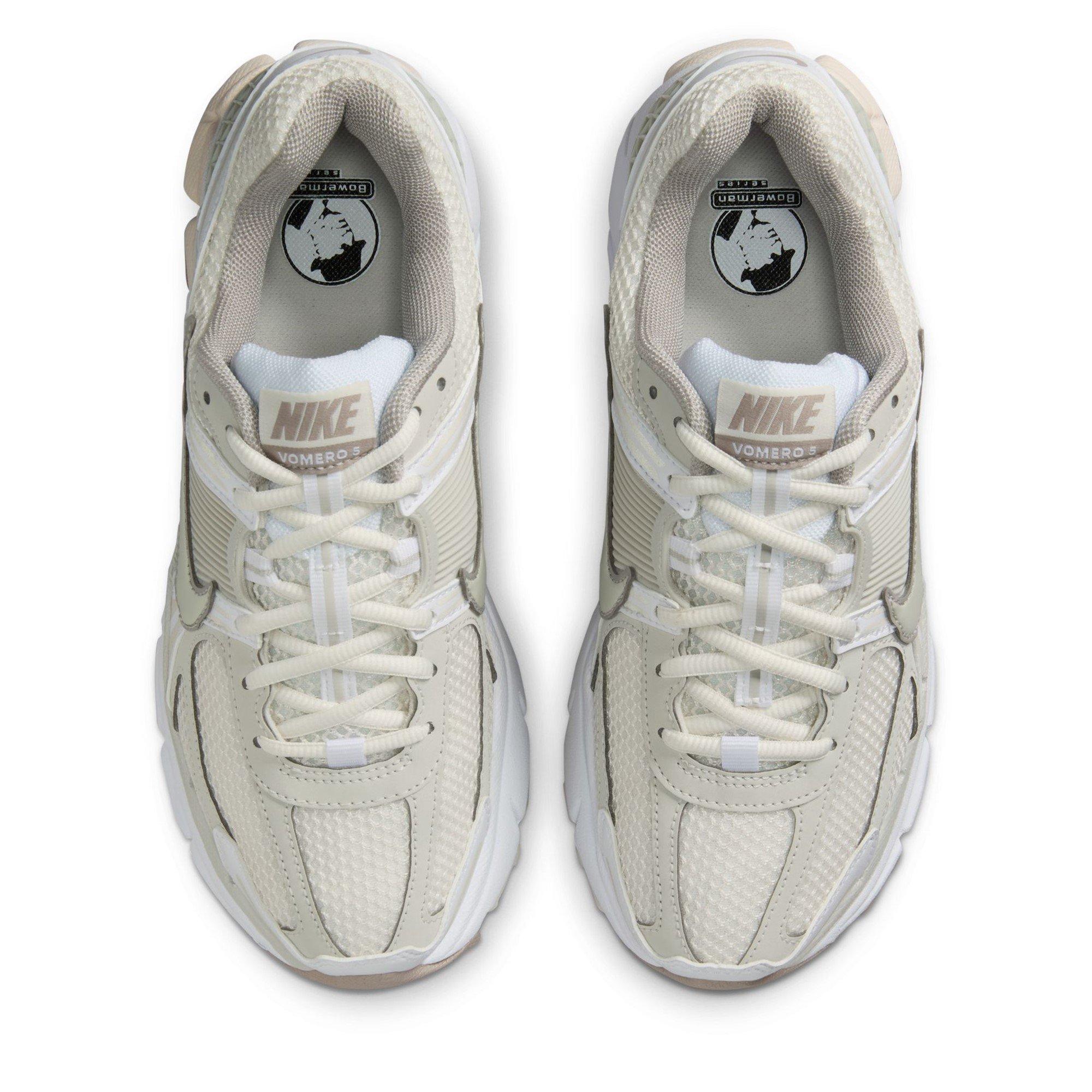 Wht/Light Bone - Nike - Vomero 5 SE Shoes - 6