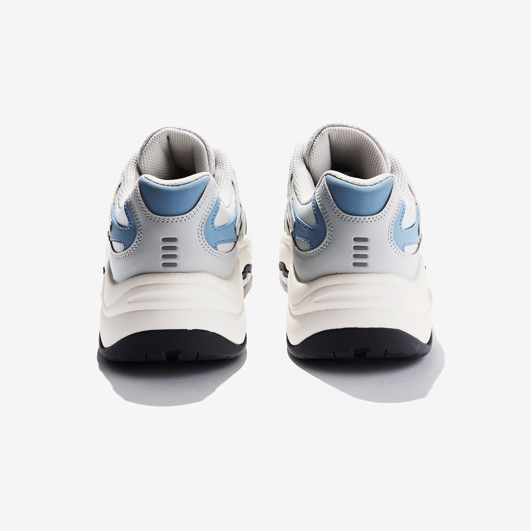 GRY/BLU/WHT - Fila - Women's Wavy Rumble Runners - 5
