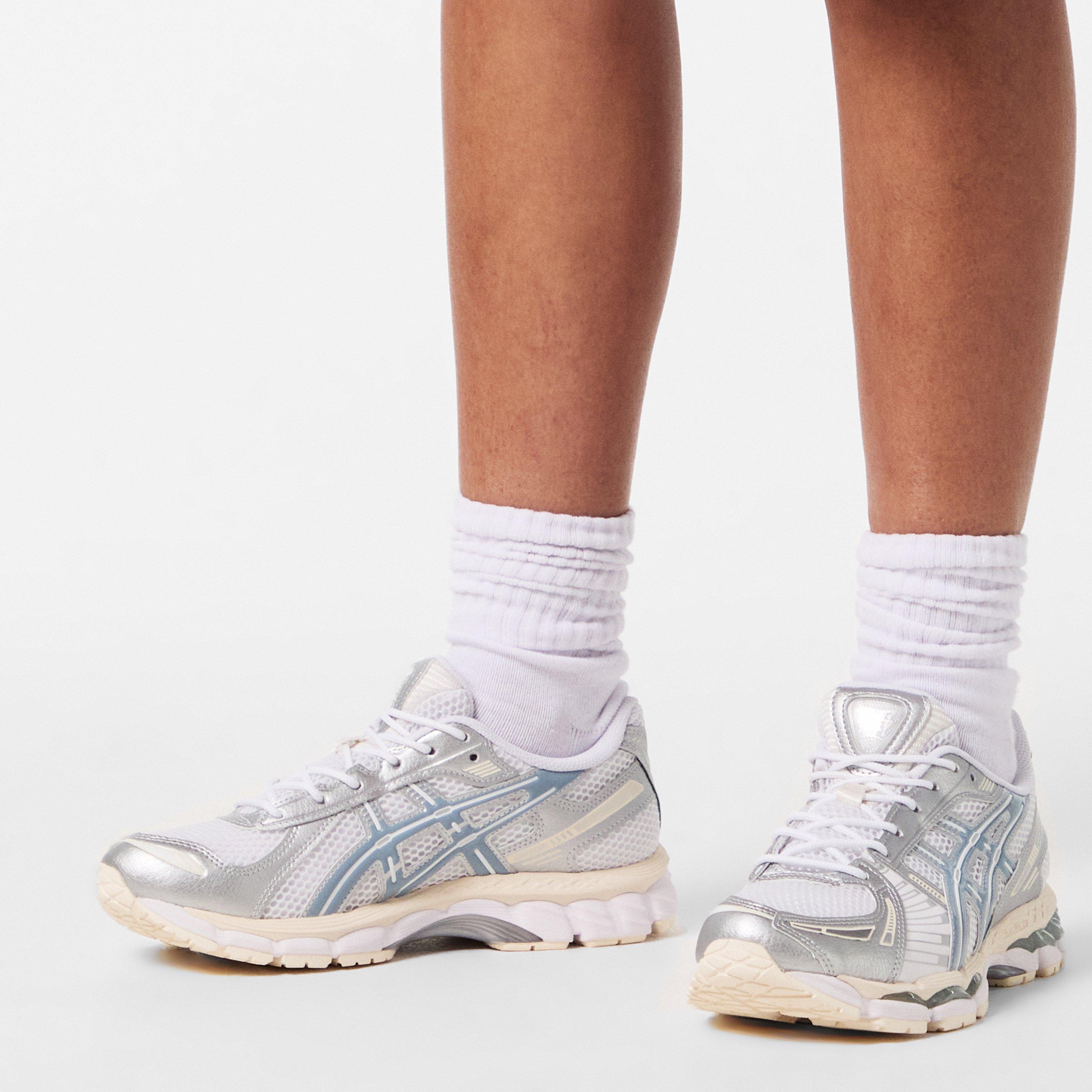 White/Dlph Grey - Asics - Women's Gel Kayano Low-Top Trainers - 3
