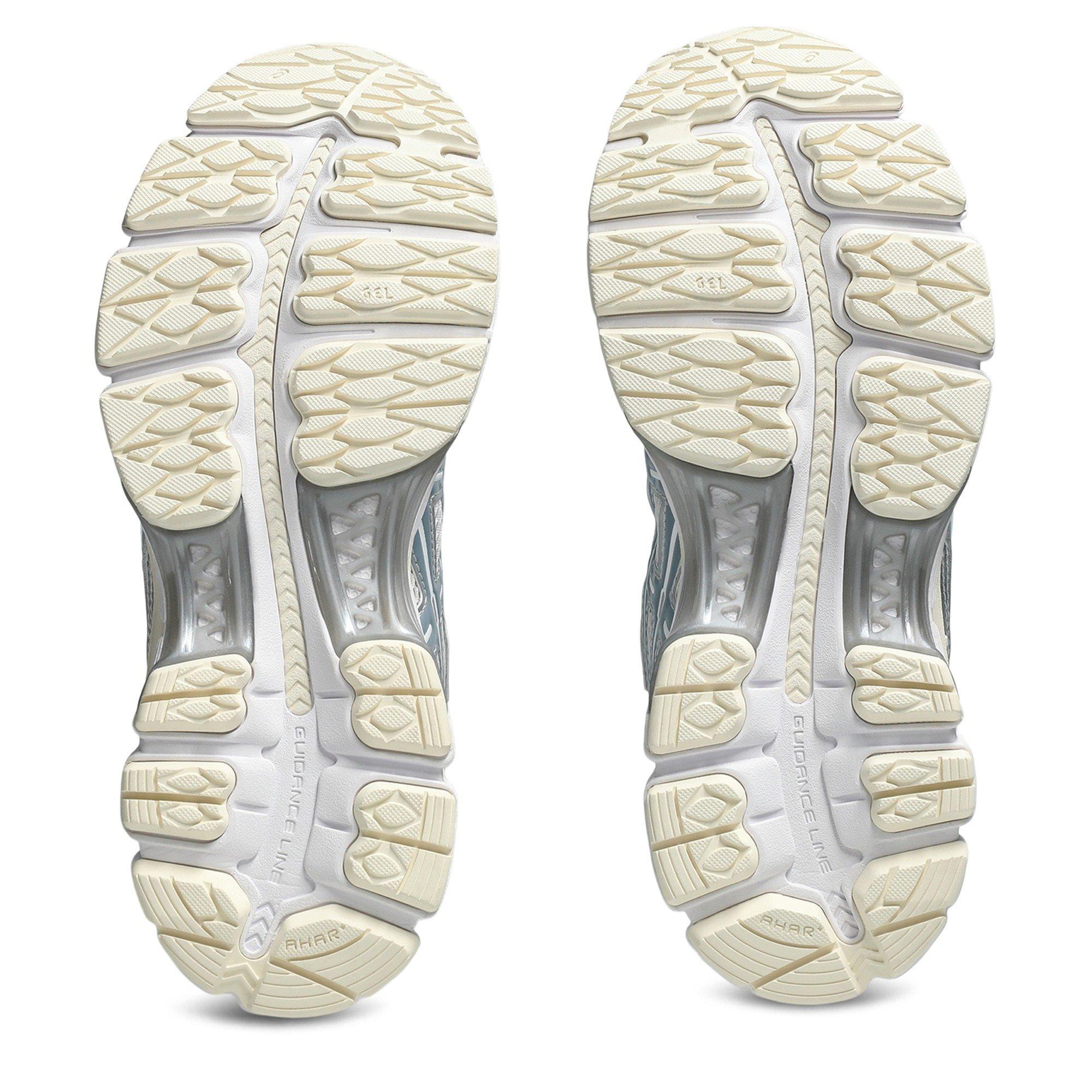 White/Dlph Grey - Asics - Women's Gel Kayano Low-Top Trainers - 4