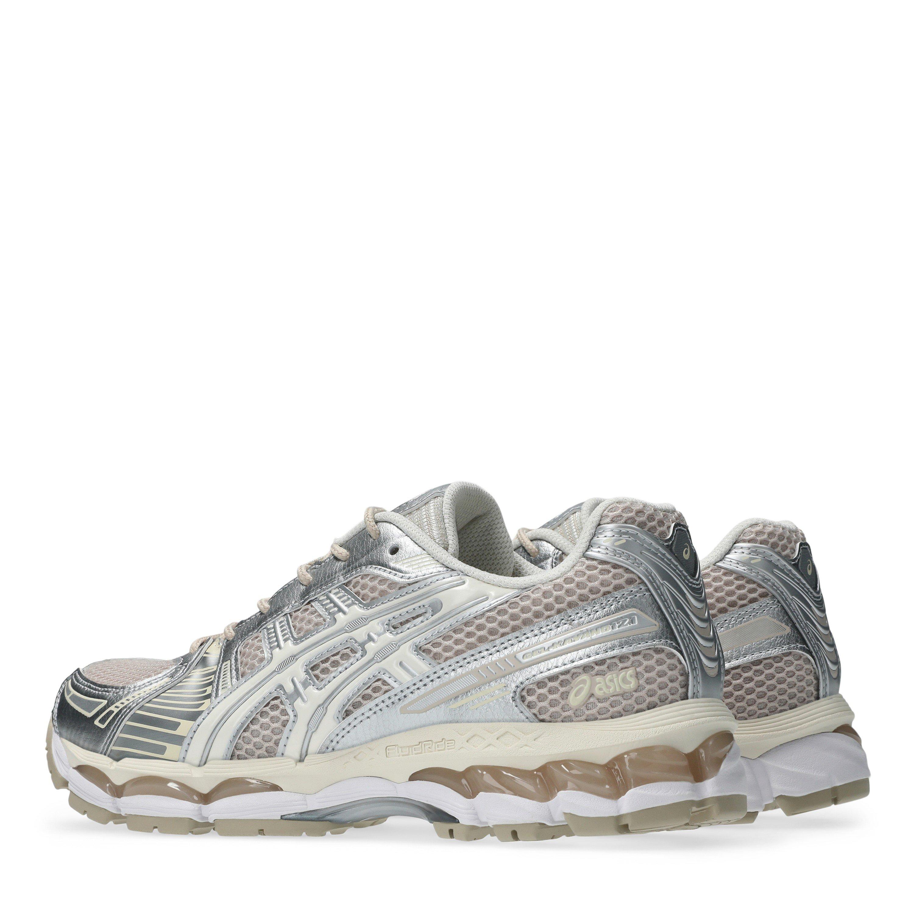 Mnrl Beige/Crm - Asics - Women's Gel Kayano Low-Top Trainers - 5