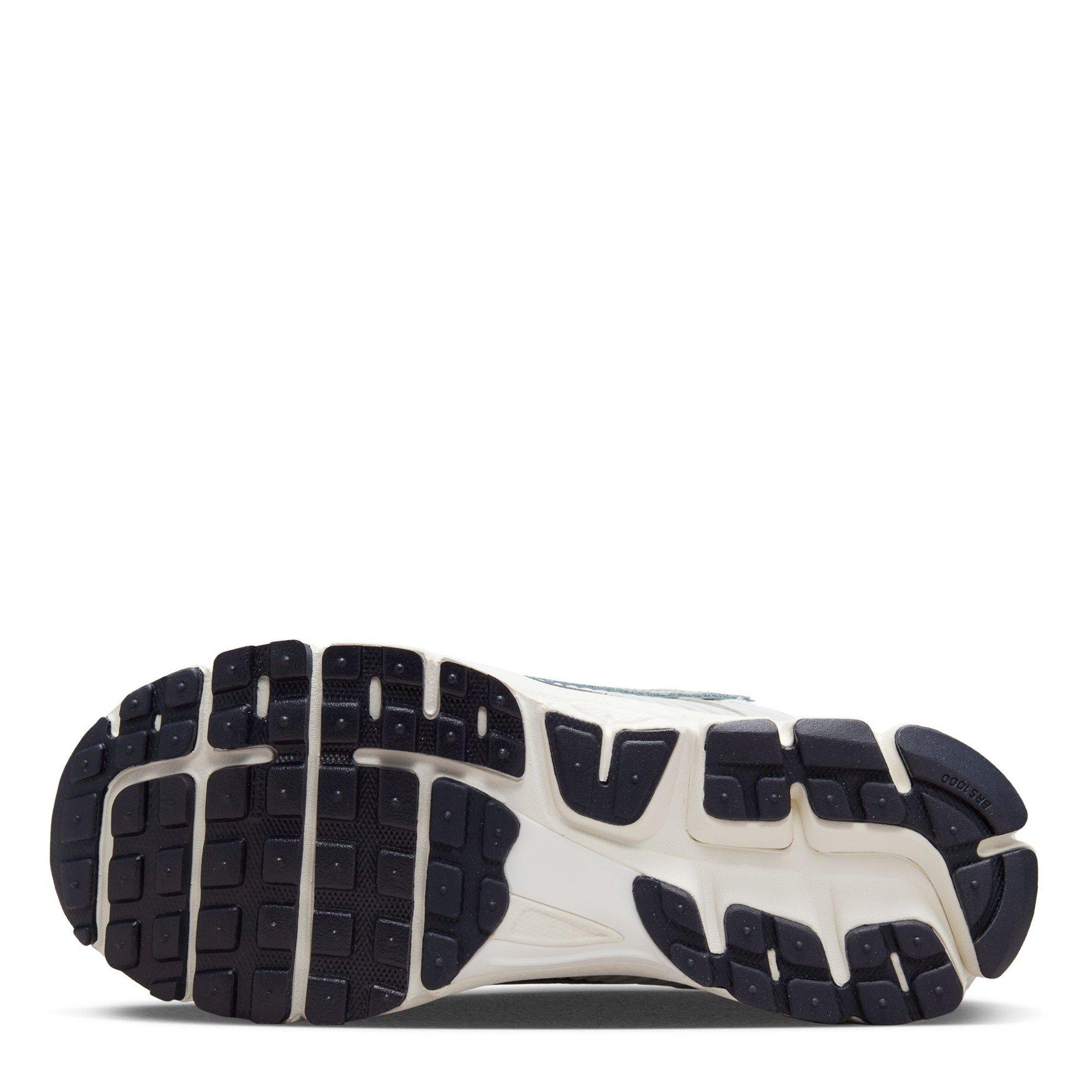 Photon/Dust - Nike - Nike Zoom Vomero 5 Trainers - 4