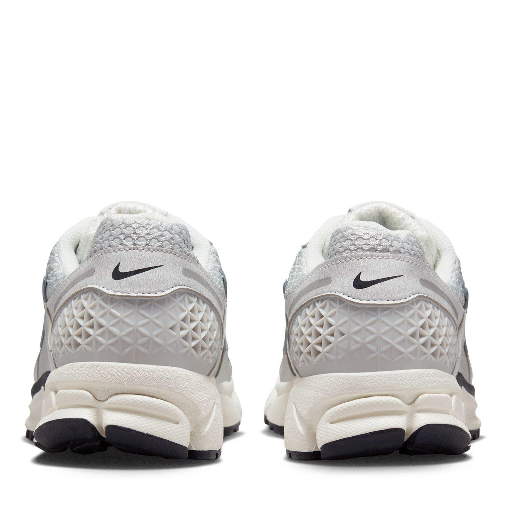 Photon/Dust - Nike - Nike Zoom Vomero 5 Trainers - 8