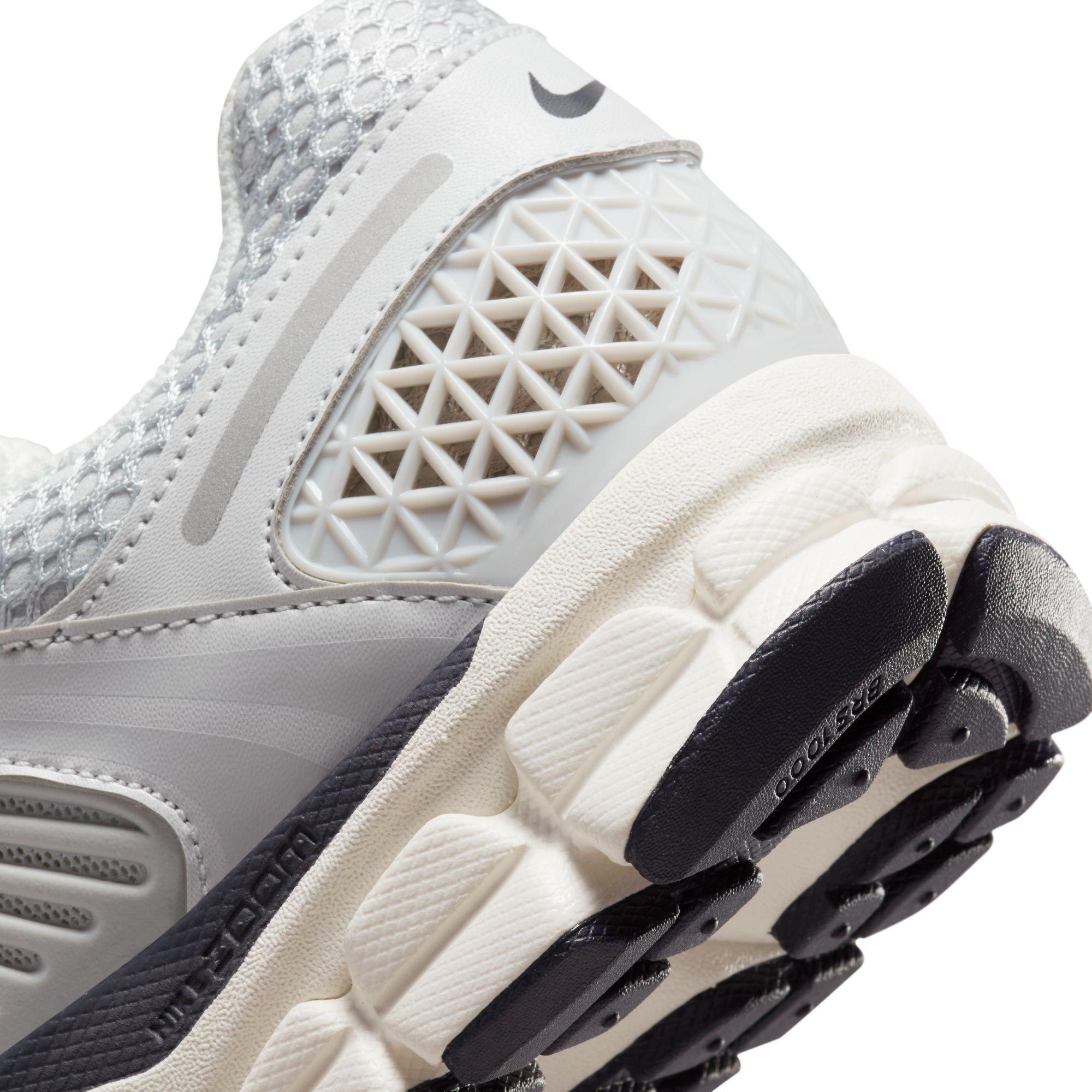 Photon/Dust - Nike - Nike Zoom Vomero 5 Trainers - 10