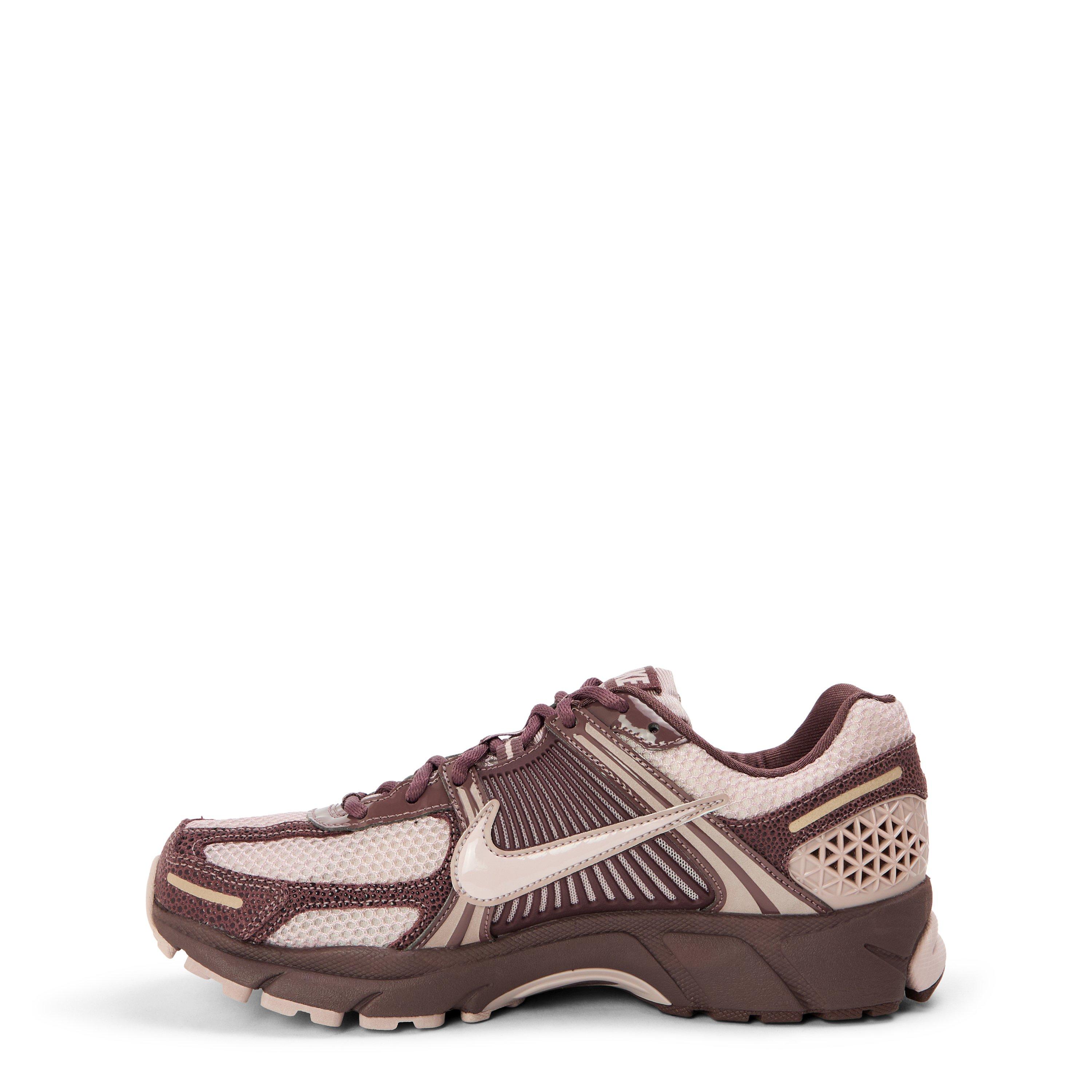 Tattoo/Rose - Nike - Nike Zoom Vomero 5 Ld00 - 2