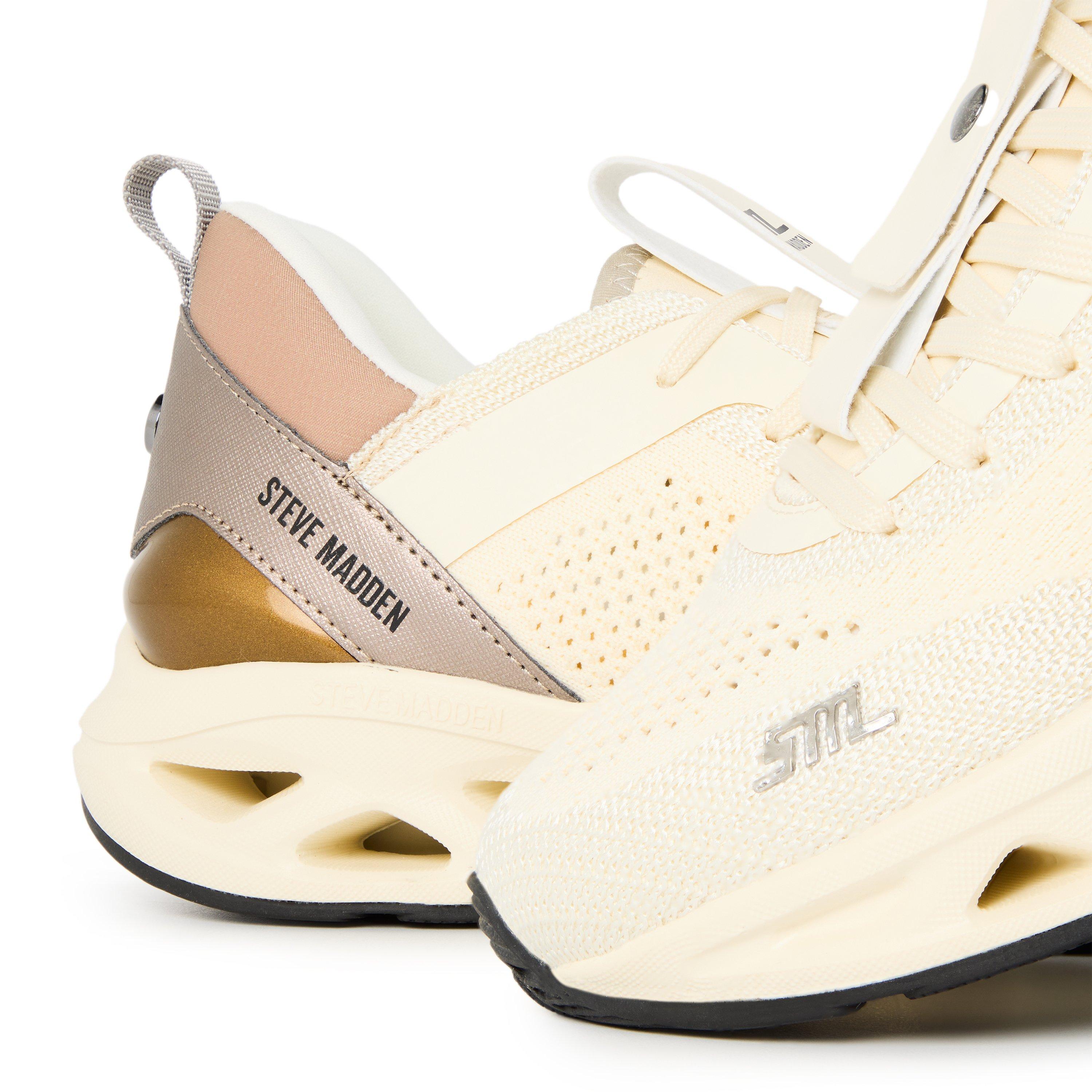 Coconut Mlk/Gld - Steve Madden - Women's Surge Low-Top Trainers - 3