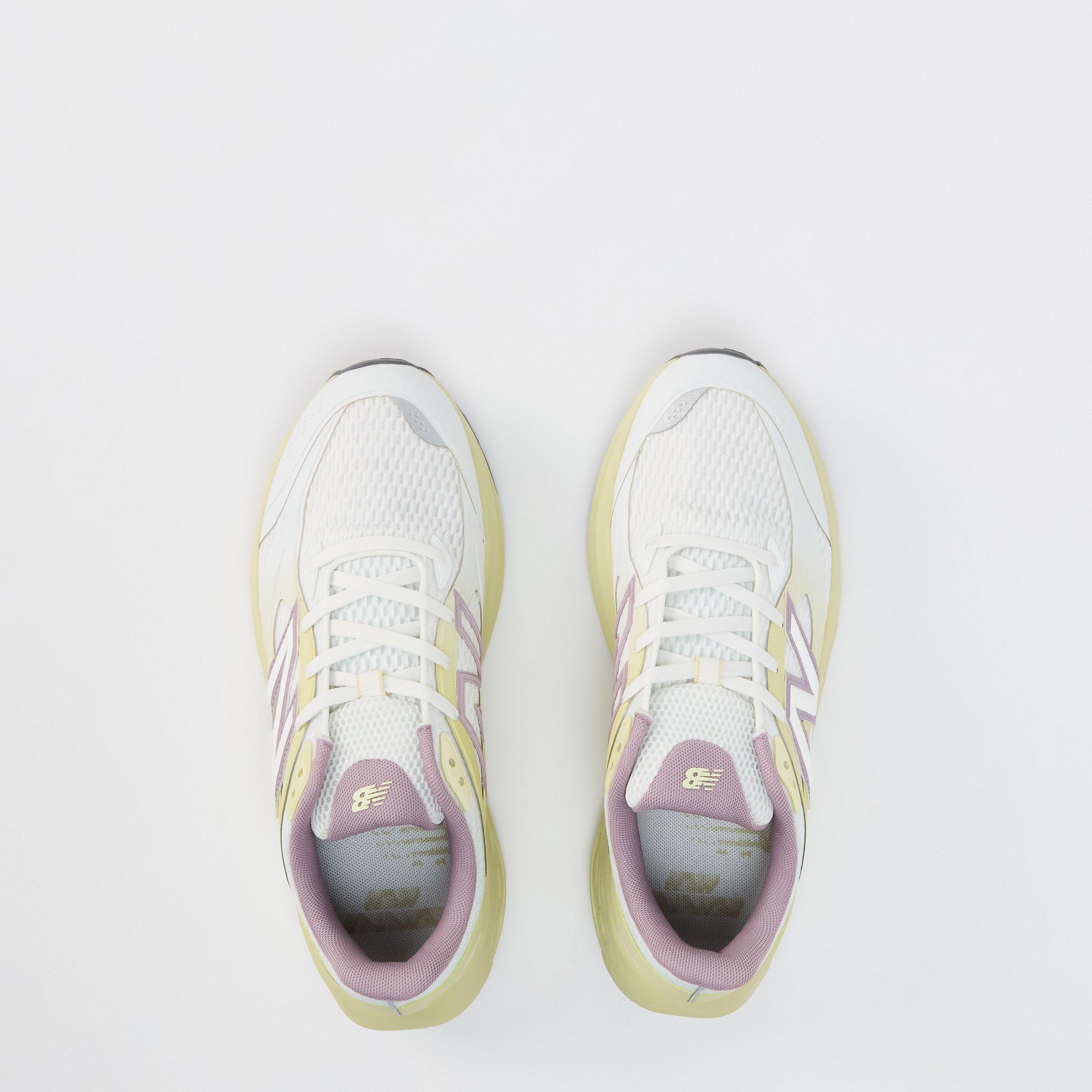 Clay Ash - New Balance - Fresh Foam Trainers - 5