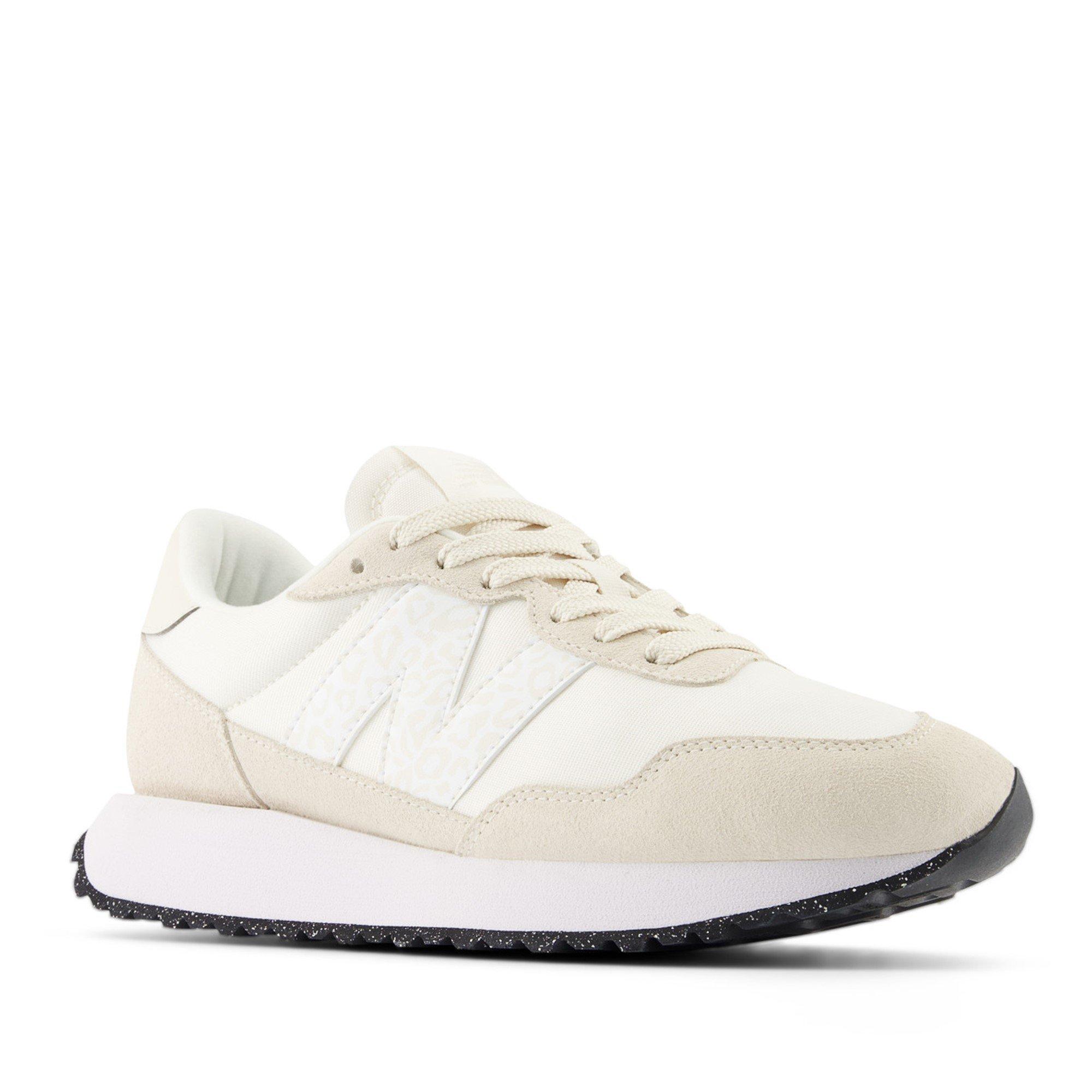 Zee(108) - New Balance - Women's Runners - 4