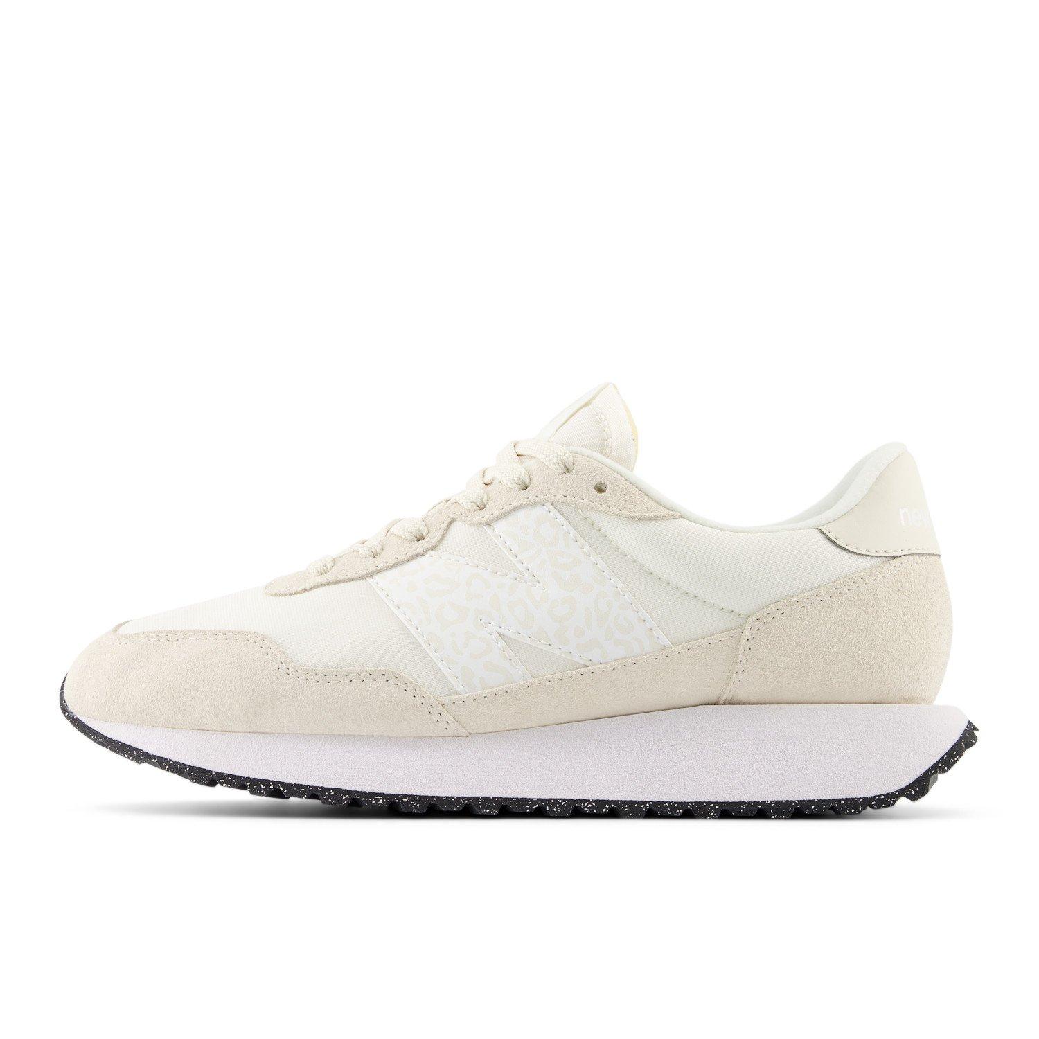 Zee(108) - New Balance - Women's Runners - 5