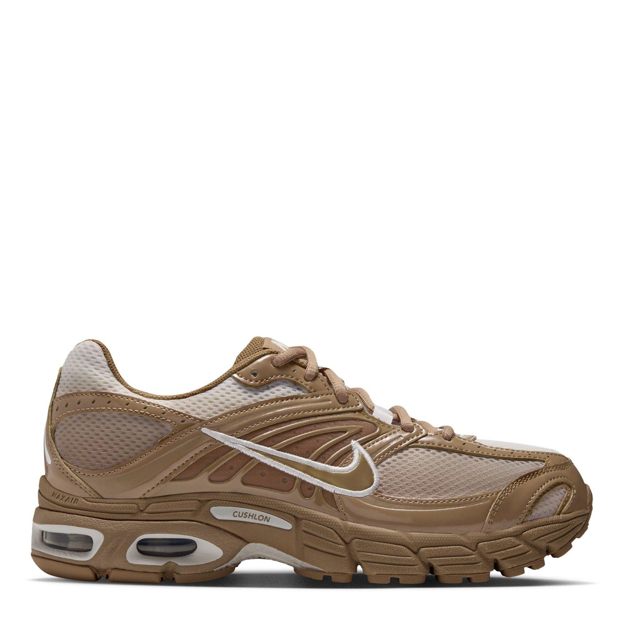 Nike Women's Air Max Moto 2K Runners