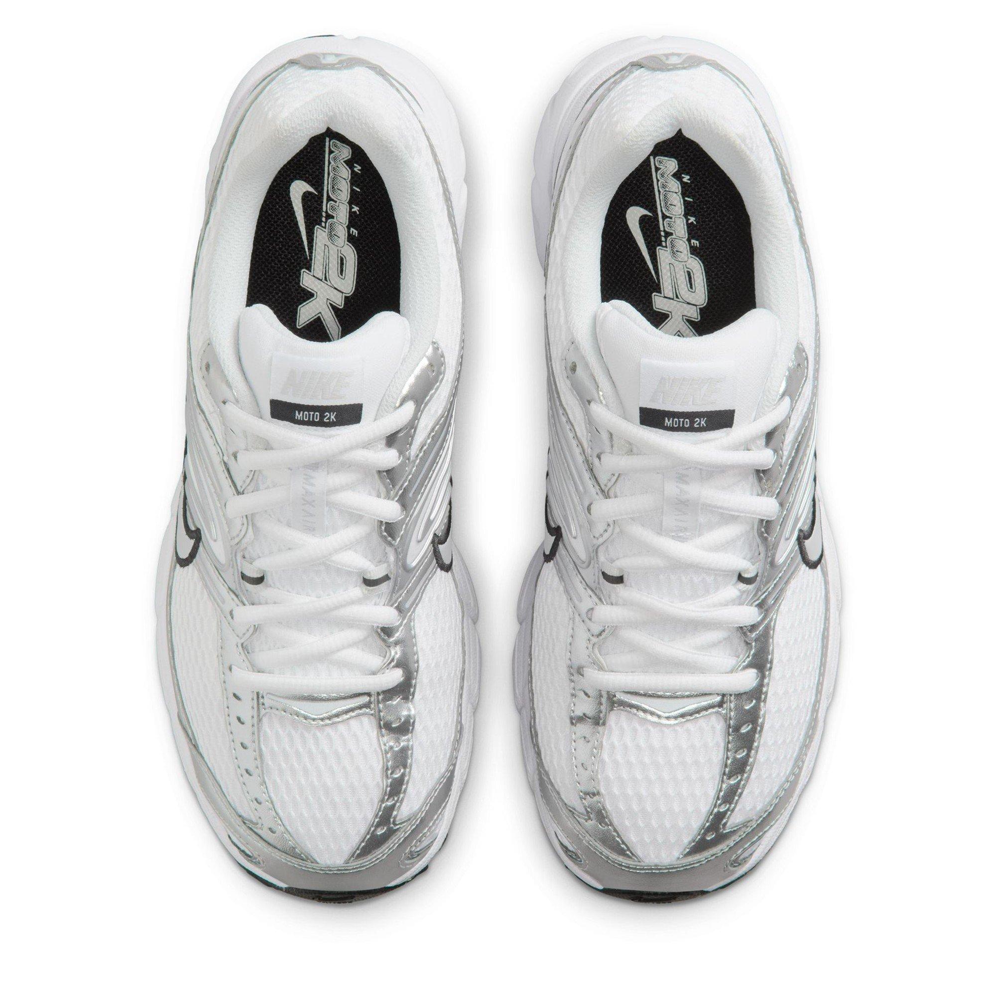 Bijelo/Srebrno/Crno - Nike - Women's Air Max Moto 2K Runners - 5