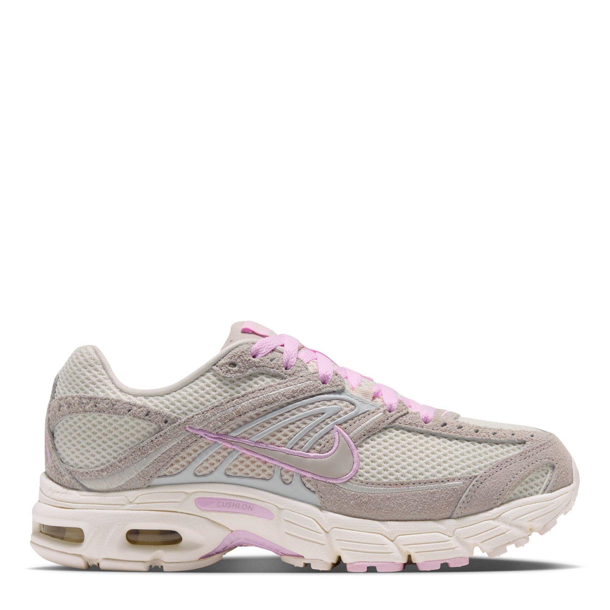 Nike Women's Air Max Moto 2K Runners