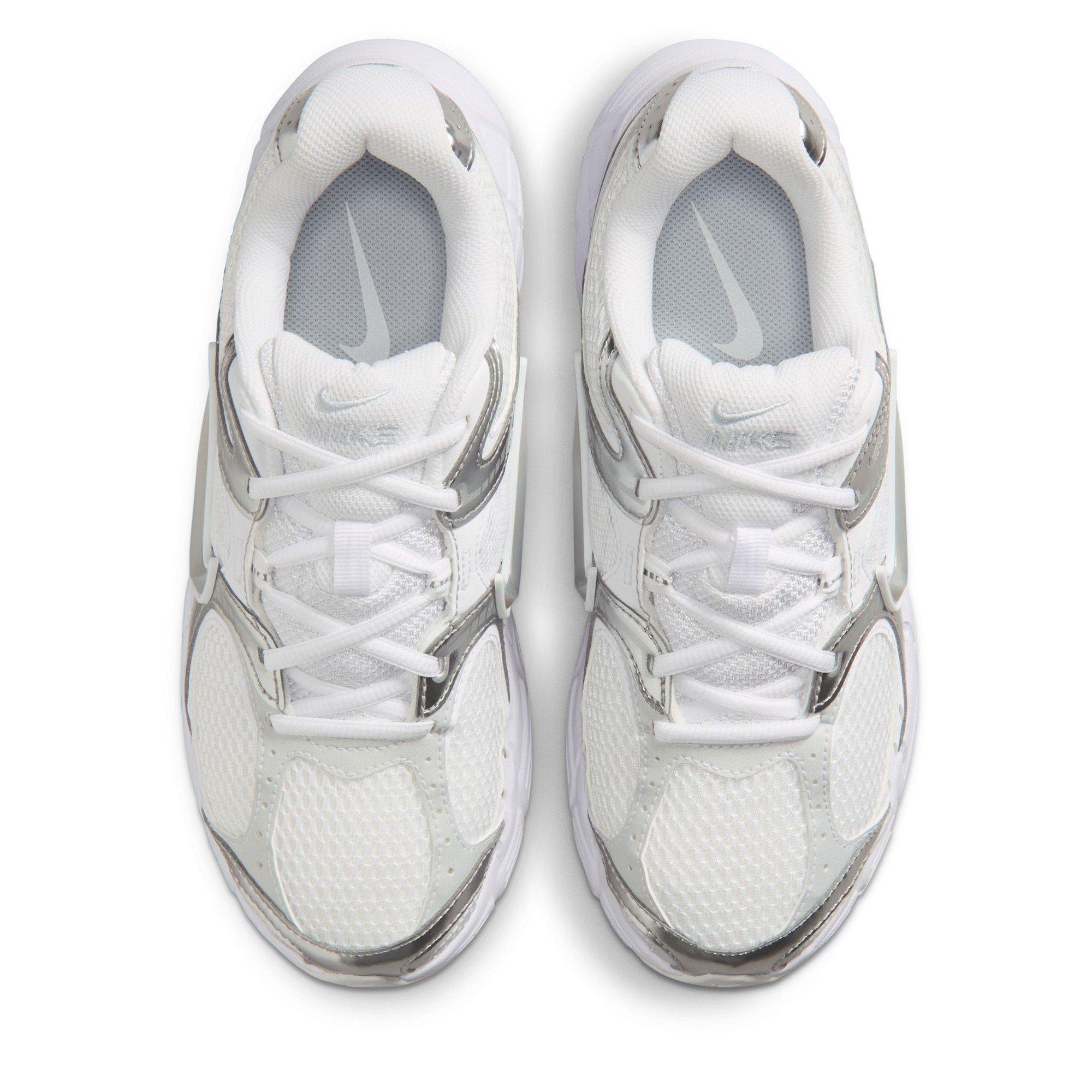 White/Silver - Nike - Women's V5 Runner - 5