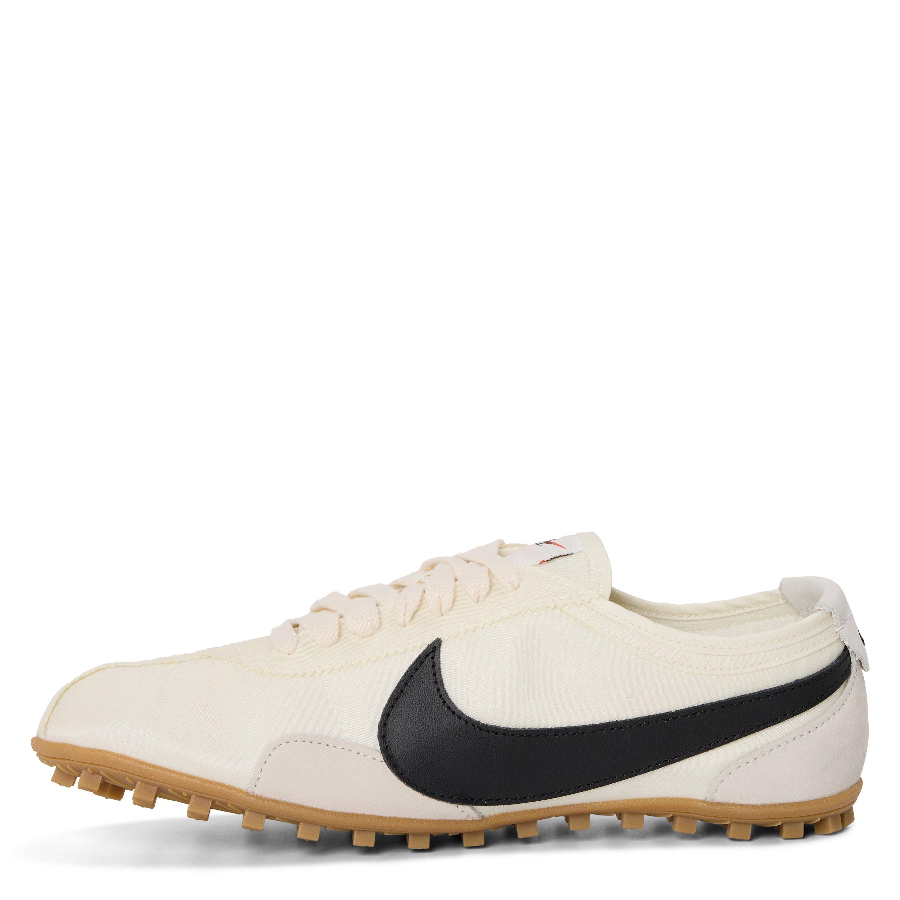 Cream/Brown - Nike - Women's Moon OG Runners - 2