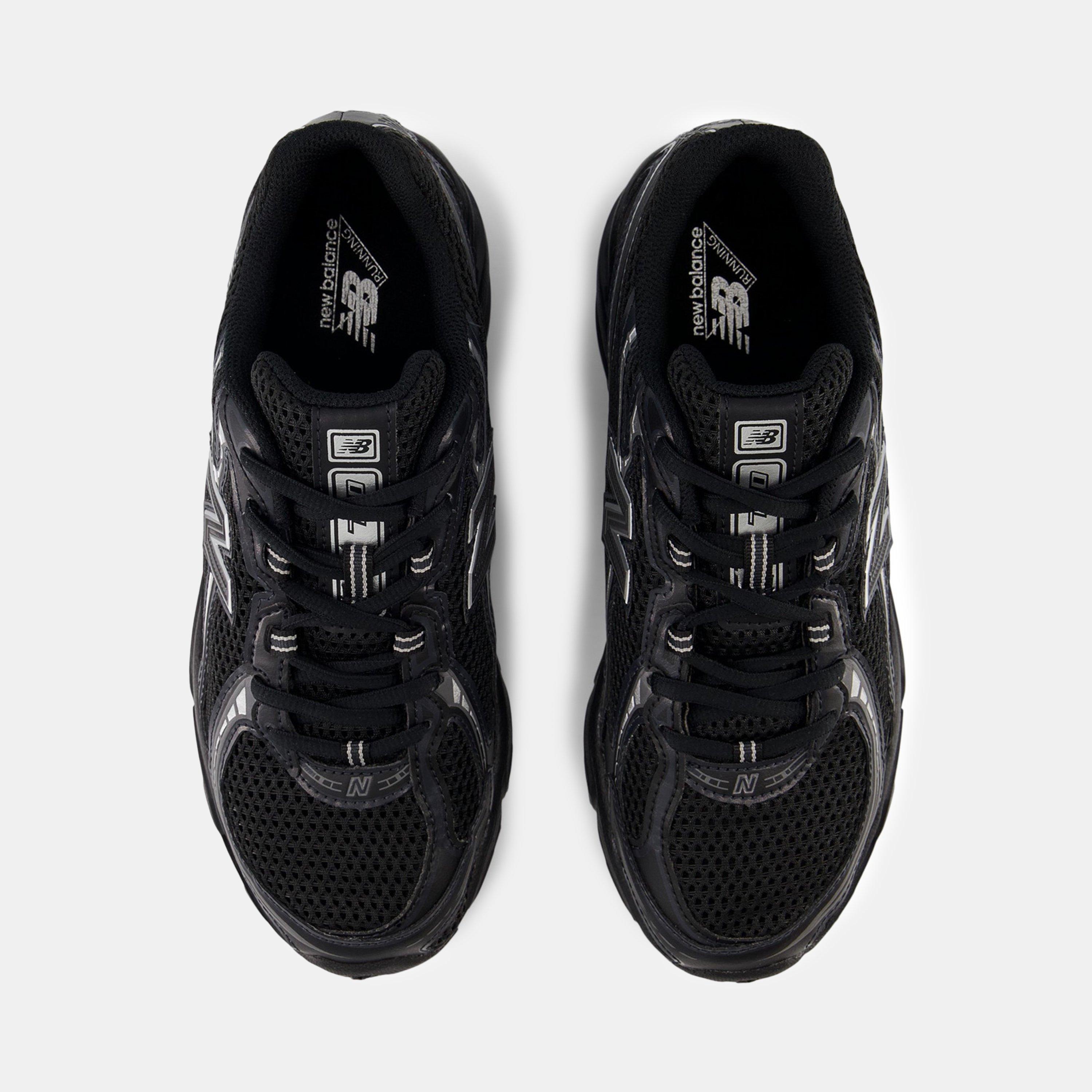 Nero - New Balance - 740 Trainers - 2