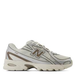 New Balance New Balance 740 Trainers