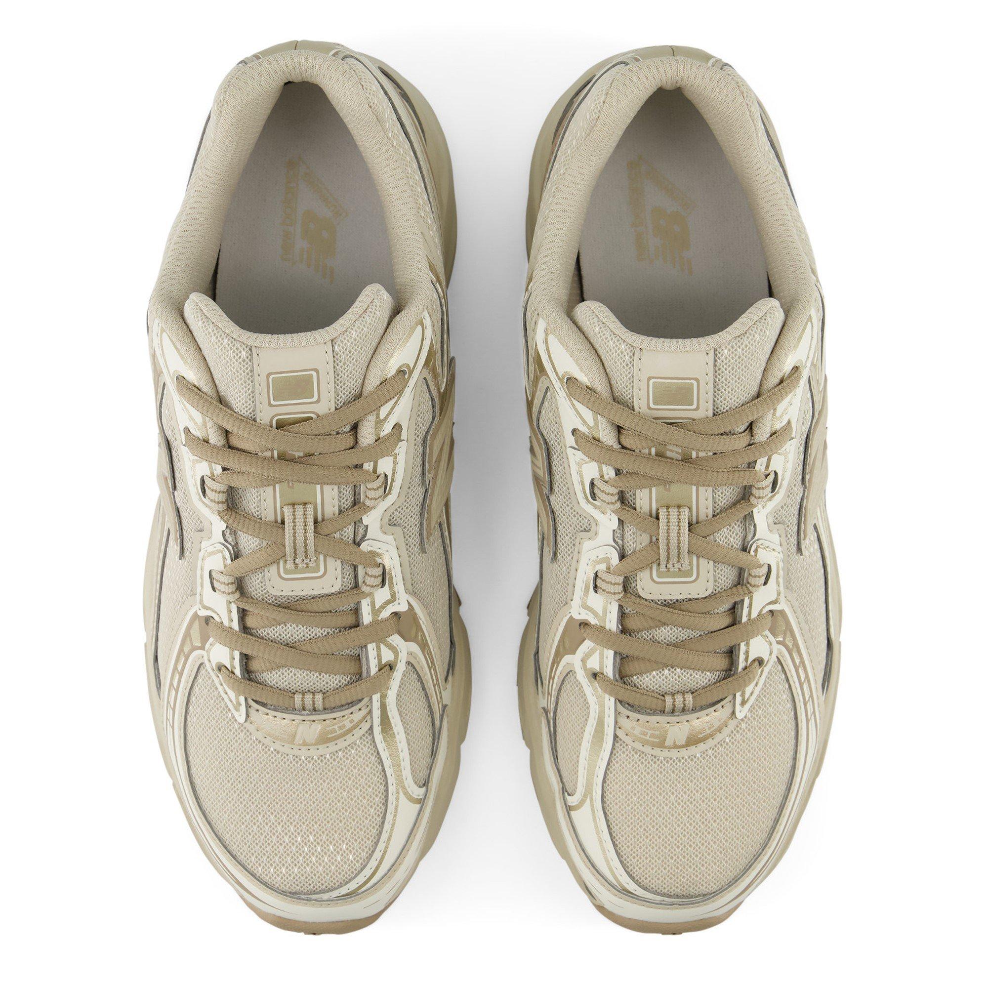 Mushroom - New Balance - NB 740 Womens - 3